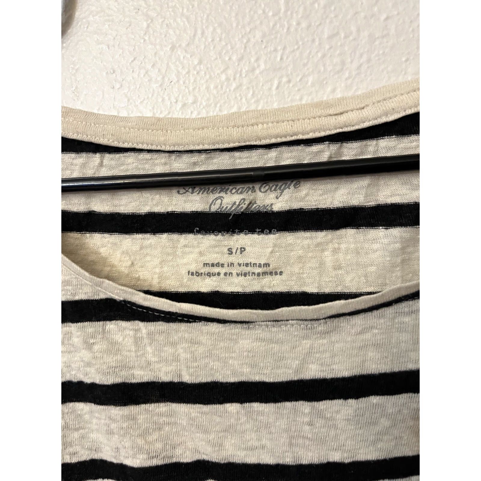 American Eagle Outfitters VINTAGE American Eagle Graphic Tee, Long Sleeve, Small, Gray Striped, Womens Size S / US 4 / IT 40 - 3 Thumbnail