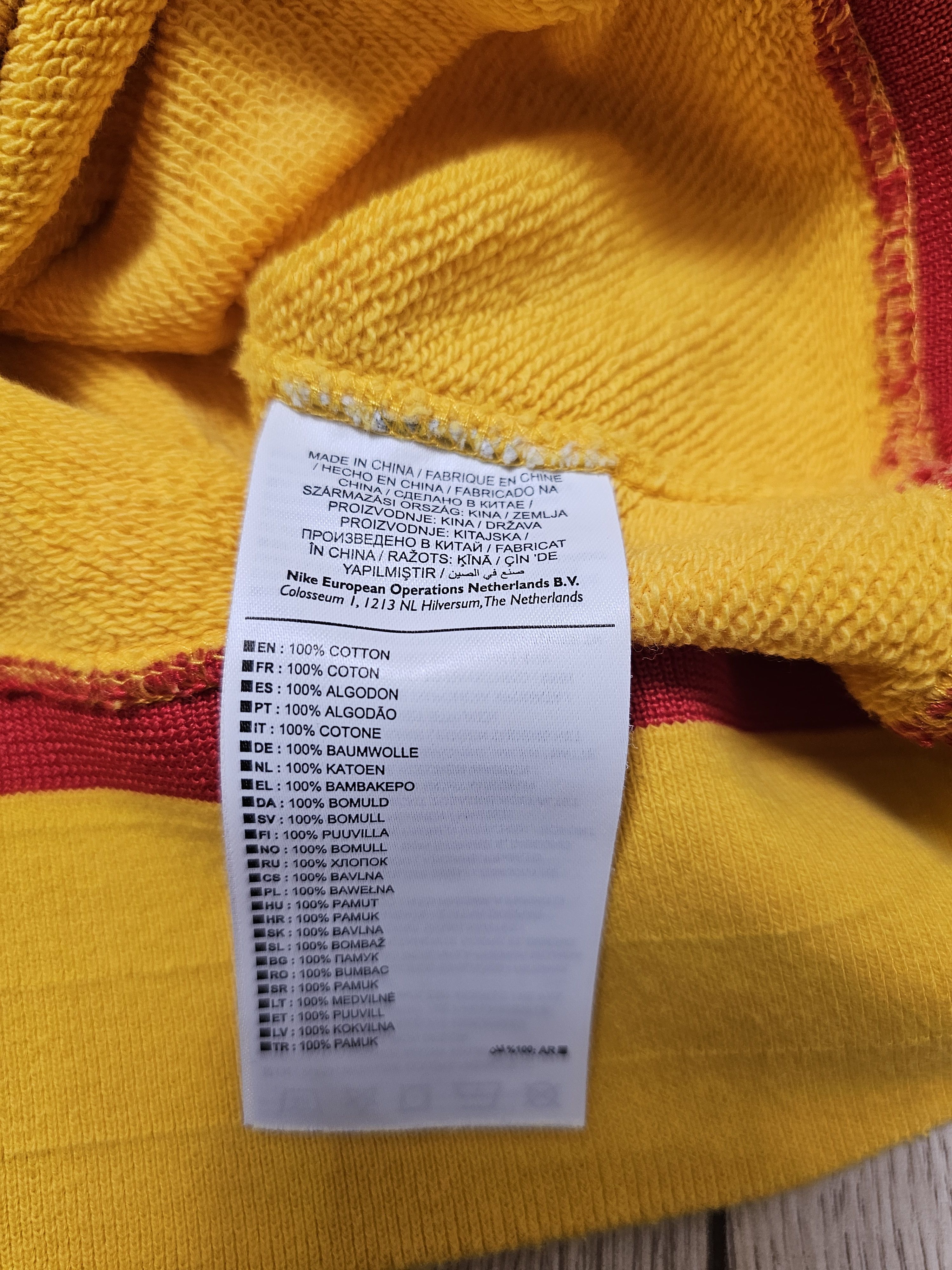 Nike BARCELONA SWEATSHIRT YELLOW FOOTBALL SWEATER SOCCER LONG Size US M / EU 48-50 / 2 - 9 Thumbnail