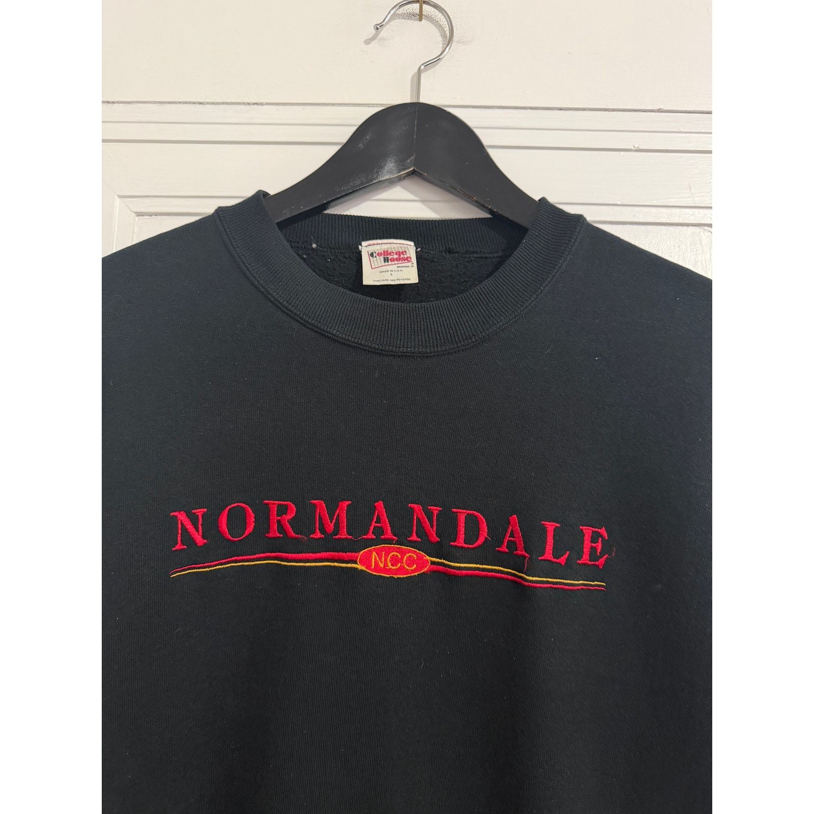Other Vintage Normandale Community College Crewneck Sweatshirt L Size US L / EU 52-54 / 3 - 2 Thumbnail