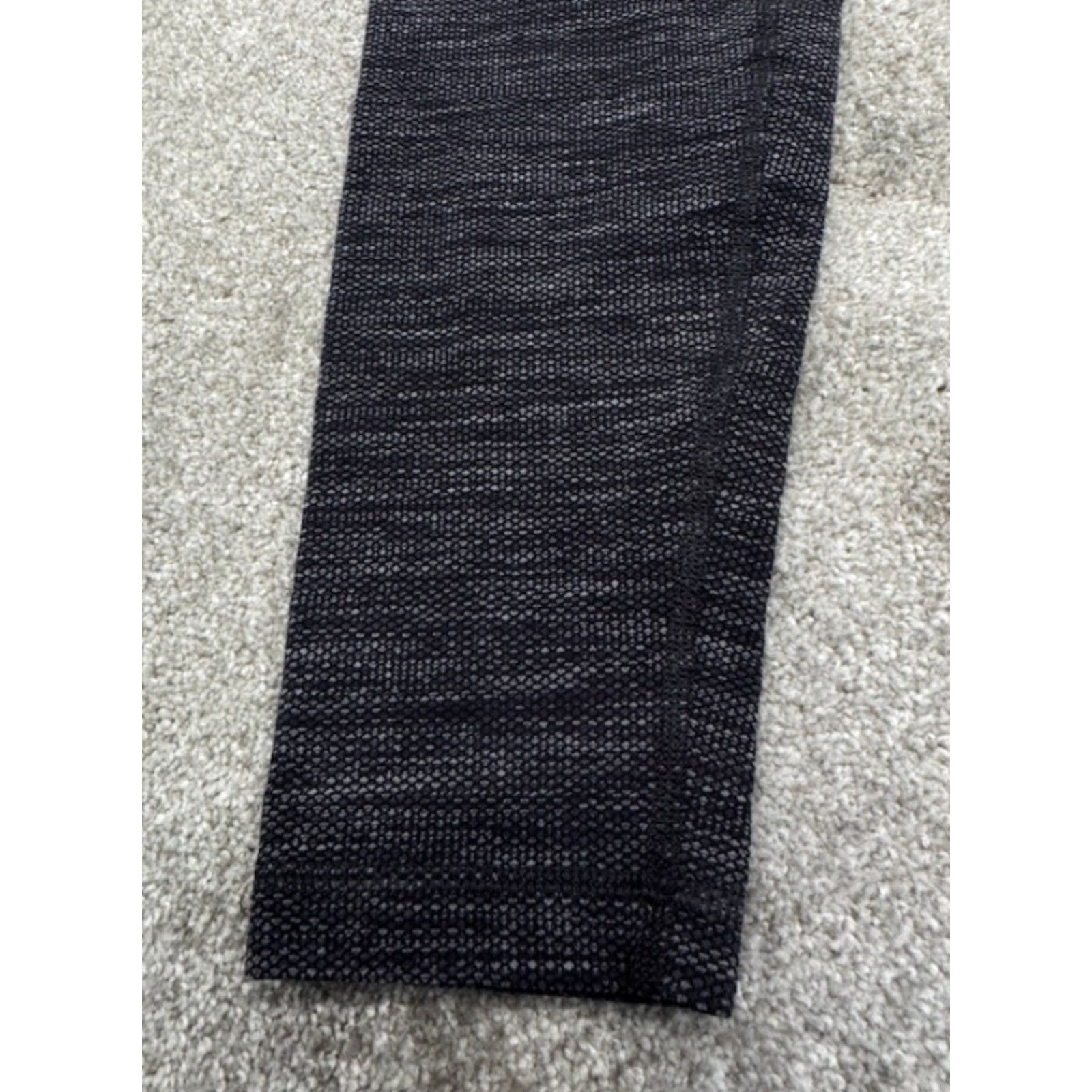 Lululemon Lululemon Wunder Under Pant Women's 10 Black Tweed Pocket Pockets Inseam 28.5" Ankle Skinny Slim Chevron Pattern Size 32" / US 10 / IT 46 - 2 Thumbnail