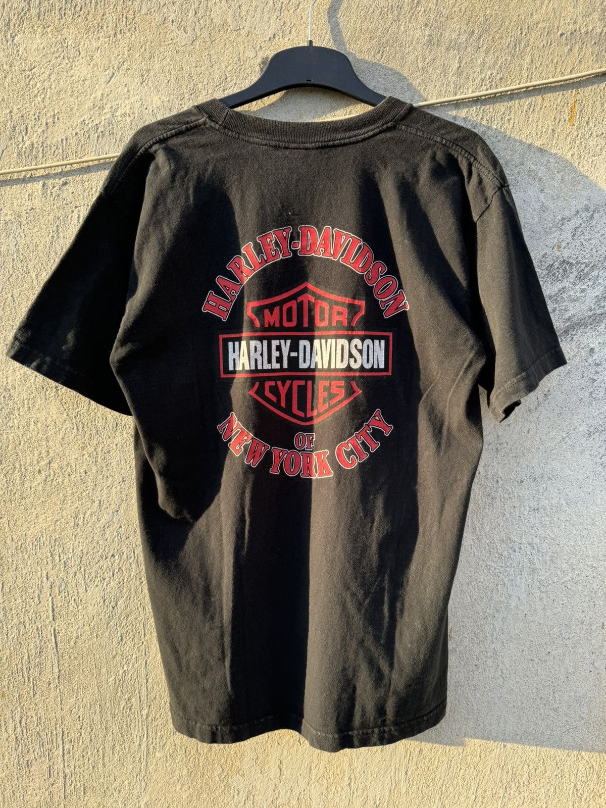 Harley Davidson × Vintage Vintage 2004 Harley Davidson New York Washed Black Tee Size US L / EU 52-54 / 3 - 1 Thumbnail