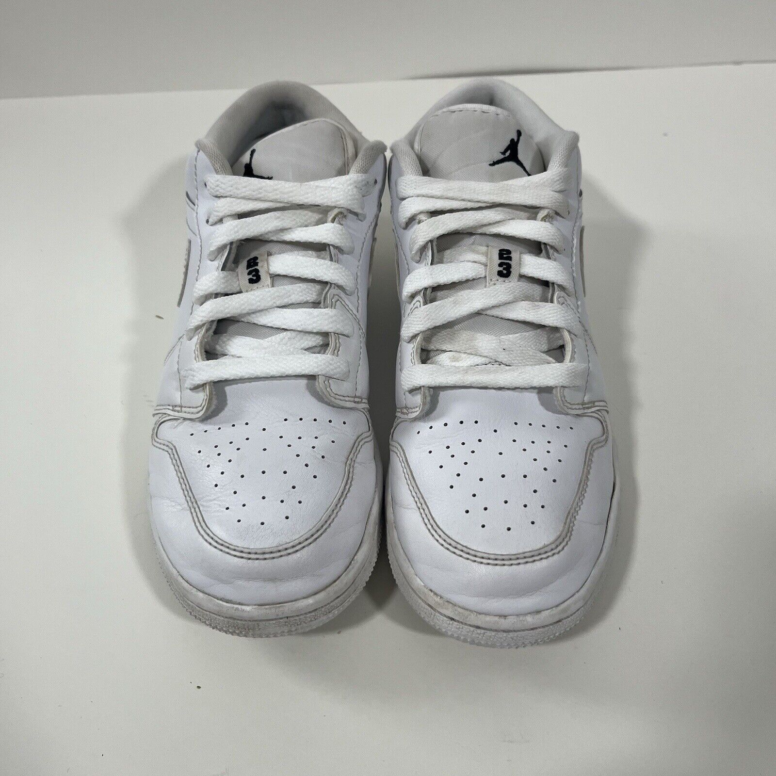 Jordan Brand SZ 4.5Y / 6 W - Jordan 1 Low Triple White (553560 101) Size US 6 / IT 36 - 4 Thumbnail