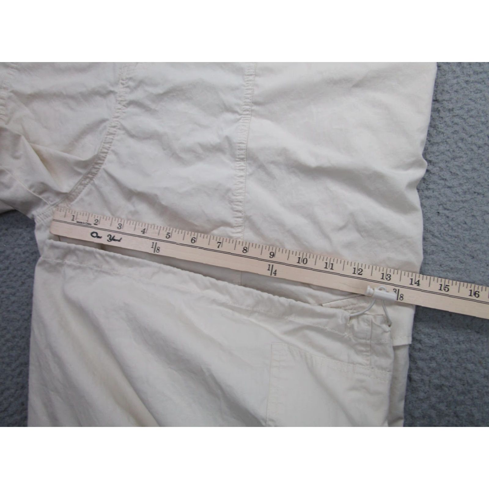 Vintage MADDEN NYC Plus Cargo Pants Womens 4X Ivory Capri 3/4 Elastic Waist Drawcord Size 40" / US 18 - 6 Thumbnail