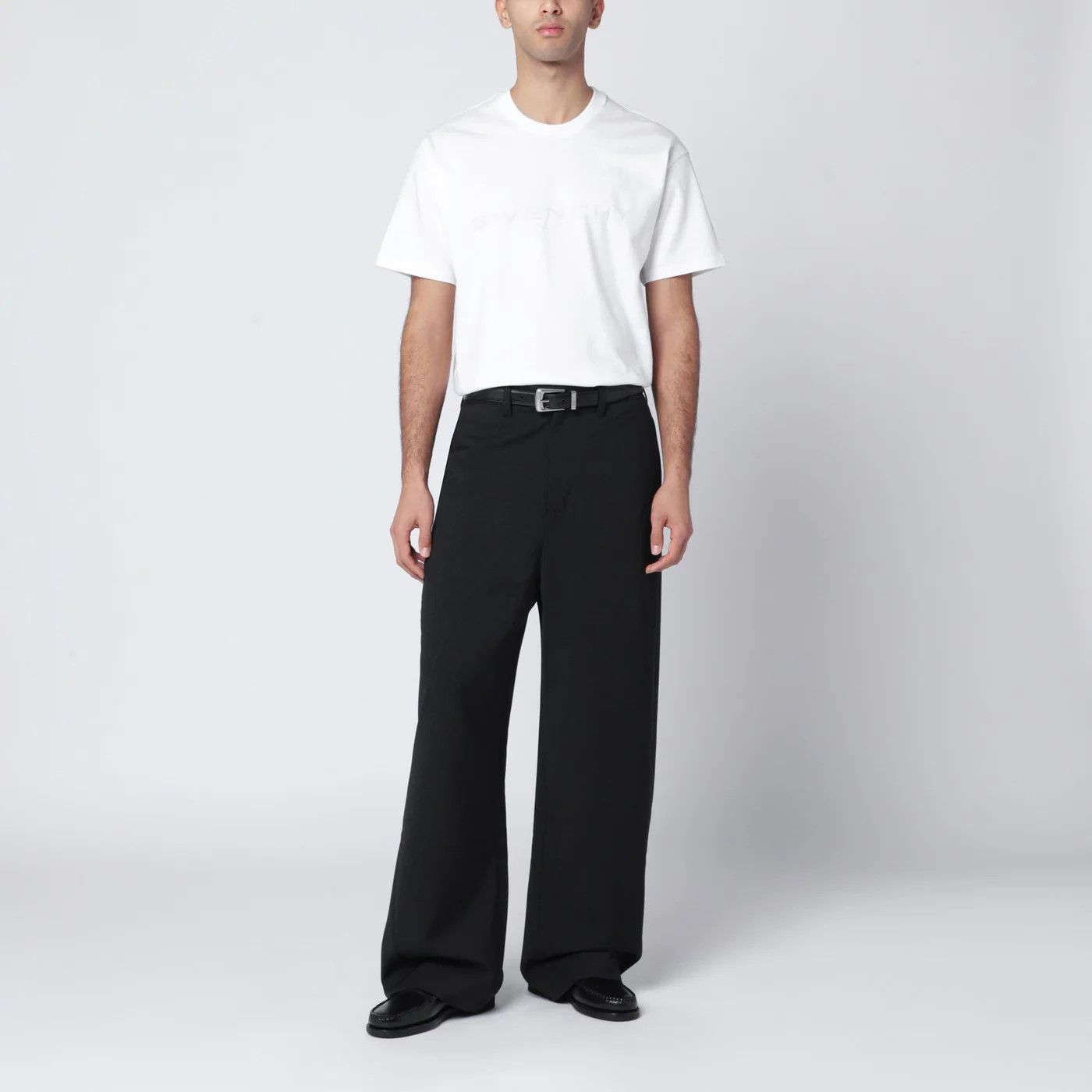 Givenchy o1d2blof0426 Cotton Logo Short Sleeve T-Shirt in White Size US XXL / EU 58 / 5 - 1 Thumbnail