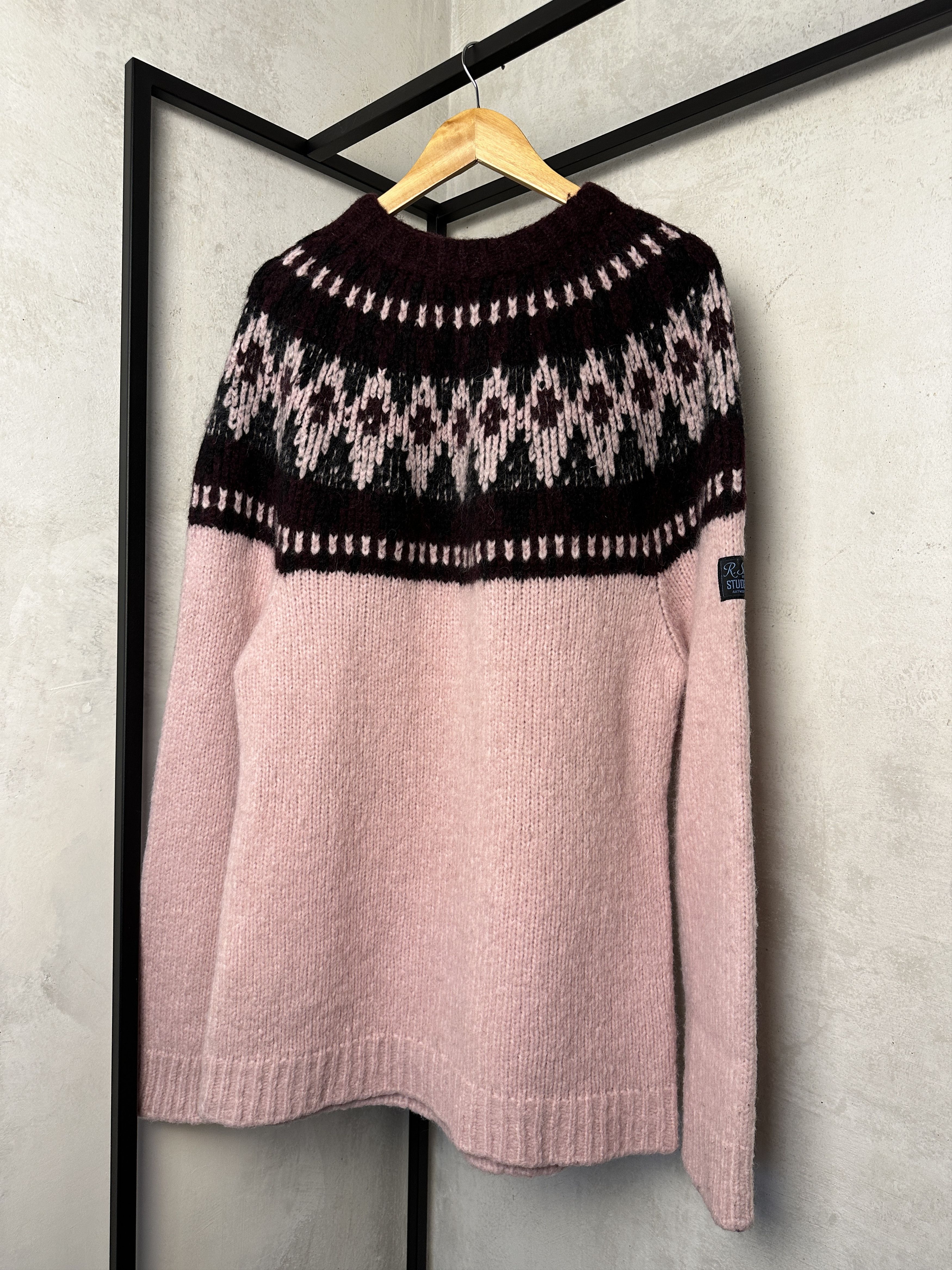 Raf Simons Raf Simons FW21 Pink Wool Sweater Size US M / EU 48-50 / 2 - 1 Thumbnail