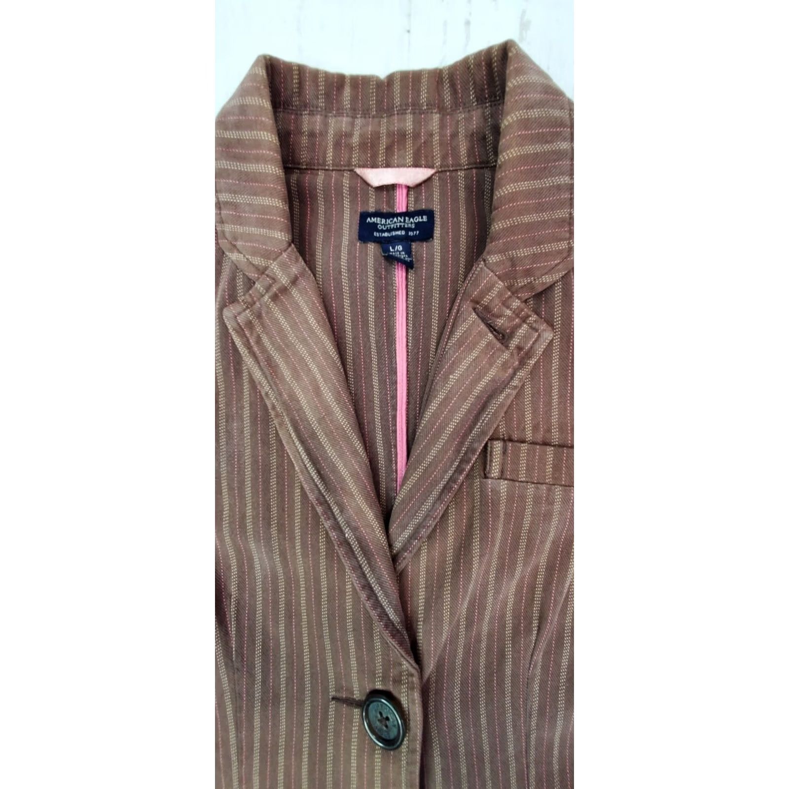 American Eagle Outfitters American Eagle Outfitters Blazer Jacket Women’s L Brown Vertical Stripes - 2-Button, Casual, Vintage? Size L / US 10 / IT 46 - 2 Thumbnail
