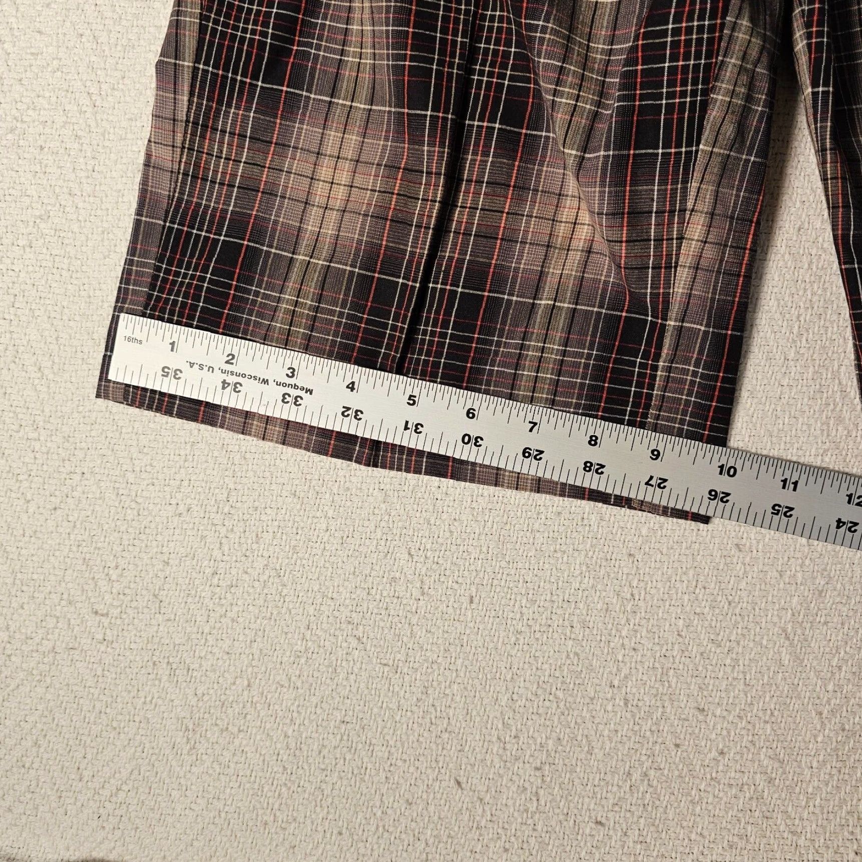 Ben Sherman VINTAGE Ben Sherman Shorts Men's Chino Beach Brown Plaid 32 11" Inseam Pockets Size US 32 / EU 48 - 6 Thumbnail