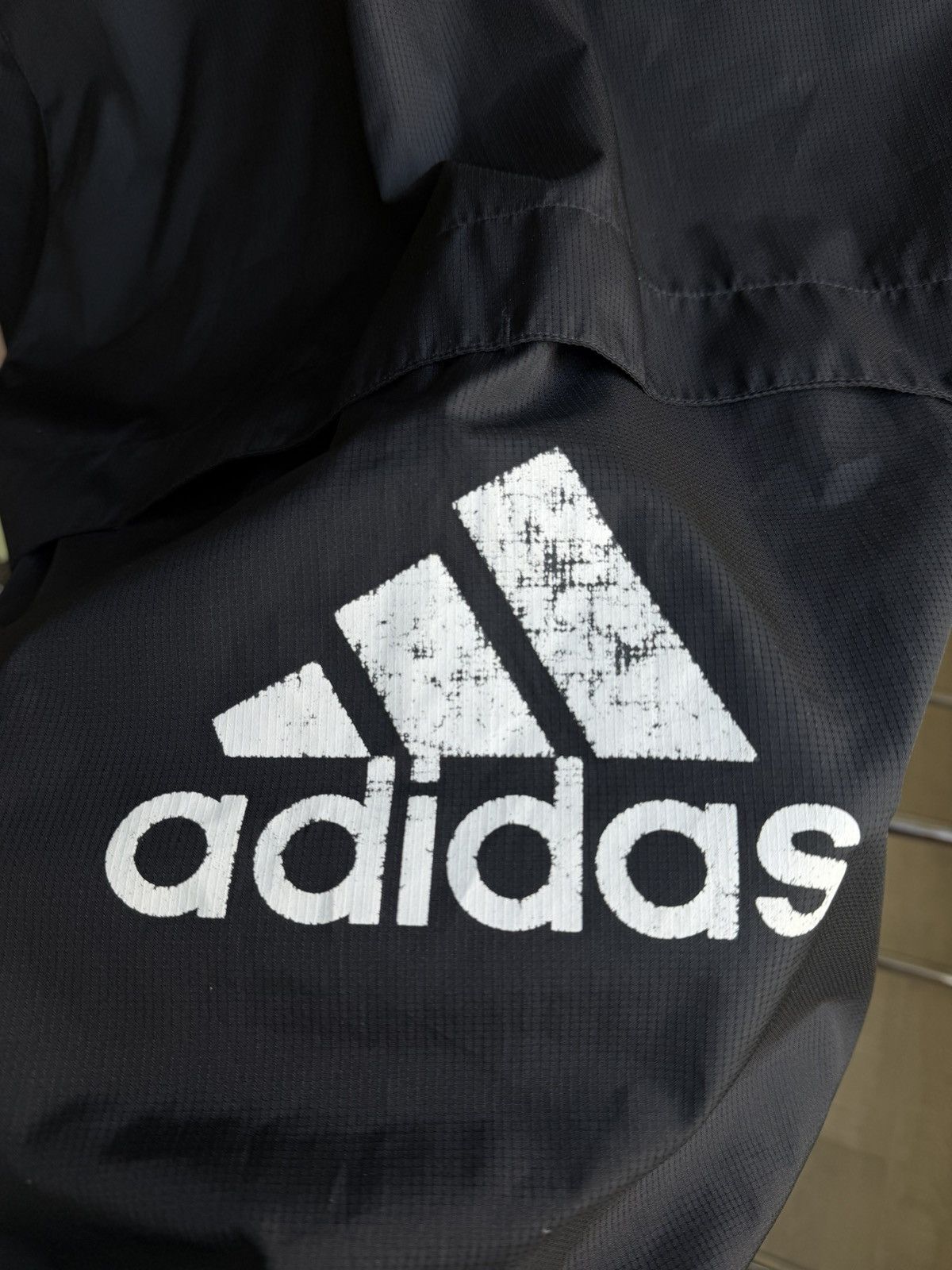 Adidas Vintage Adidas Jacket LIVERPOOL FOOTBALL SOCCER TRAINING L Size US L / EU 52-54 / 3 - 18 Thumbnail