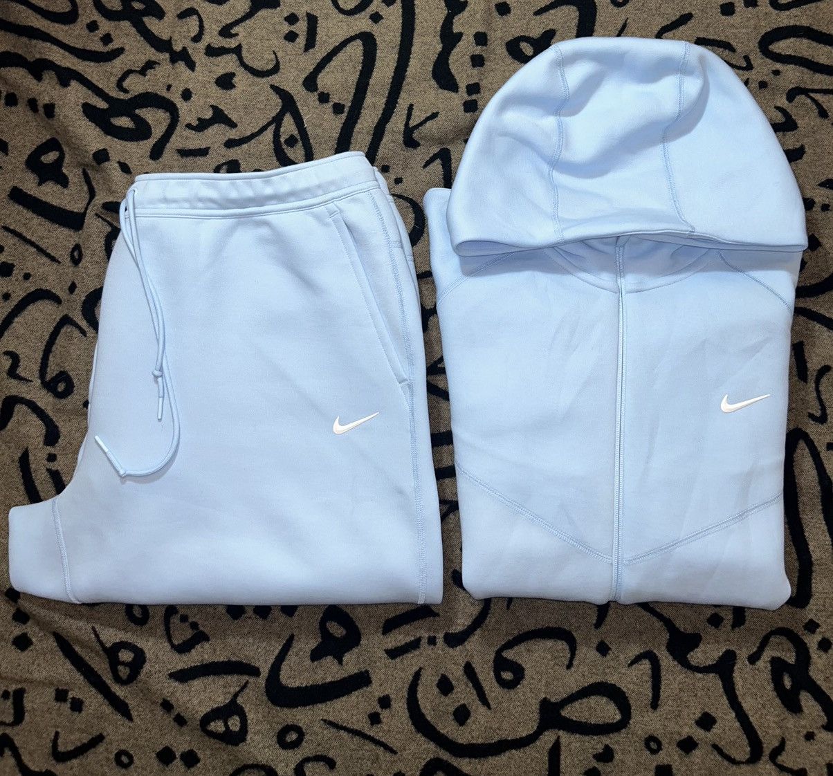 Drake × NOCTA × Nike NOCTA Tech Fleece Tracksuit Size US XXL / EU 58 / 5 - 1 Thumbnail