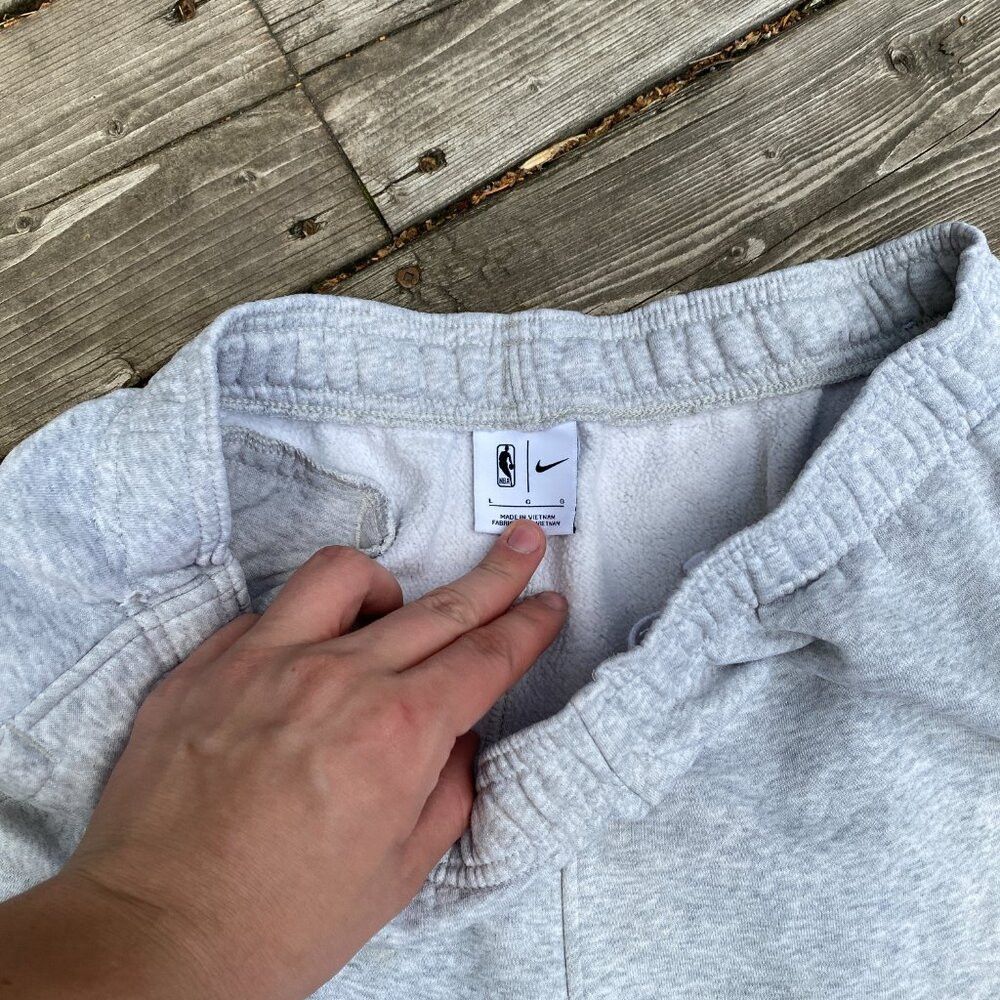 Nike Nike Team 31 Court Side Fleece Sweatpants Joggers Large Gra Size US 34 / EU 50 - 3 Thumbnail