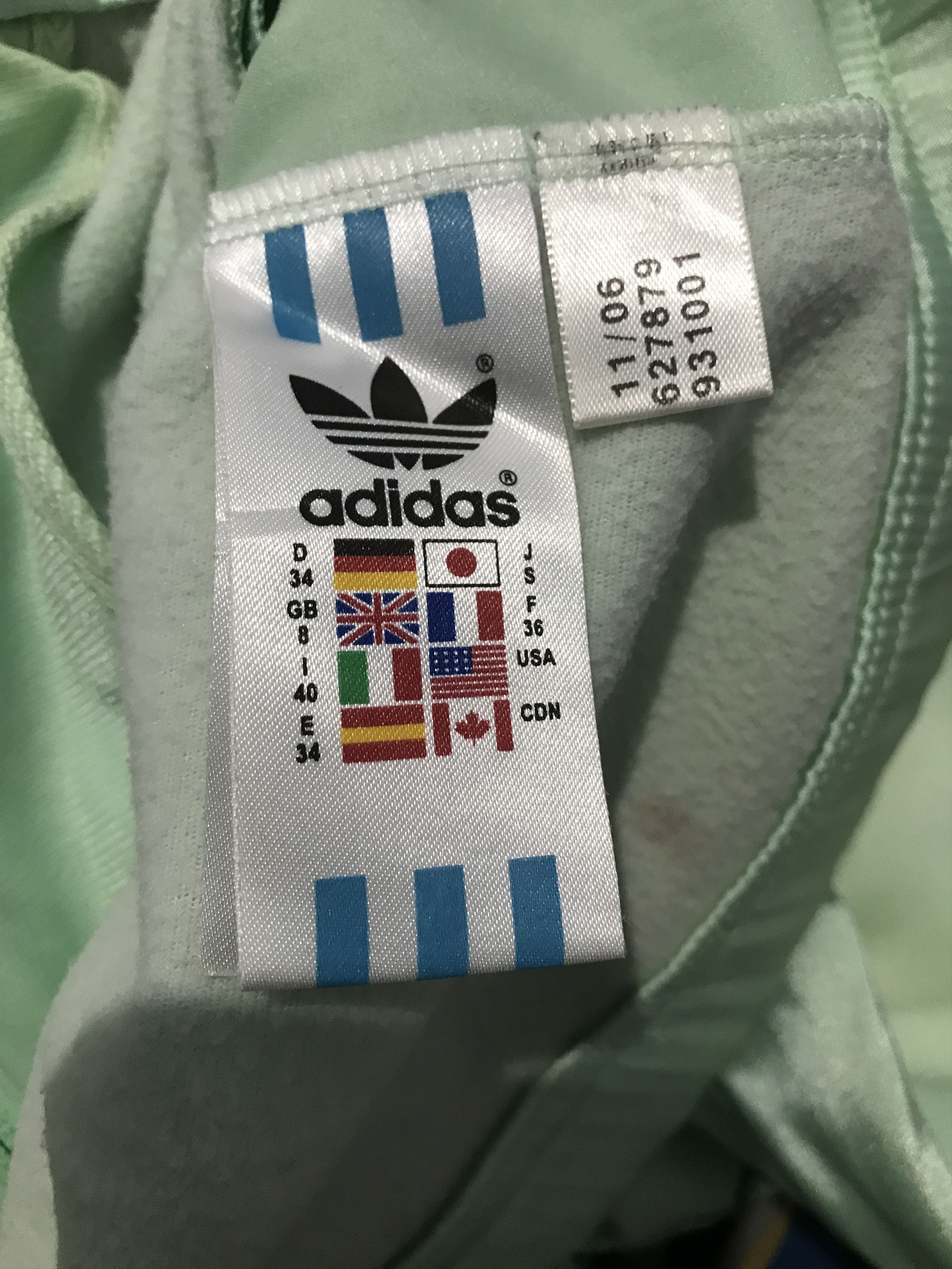 Adidas Adidas Originals Women Tatts Series Full backprint Size M / US 6-8 / IT 42-44 - 2 Thumbnail