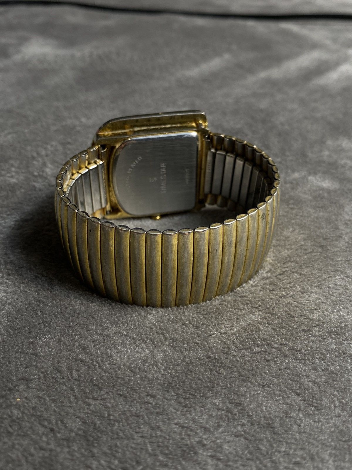 Jewelry Futuristic Vintage Japan Buckle Quartz Watch - Work 100% Size ONE SIZE - 4 Thumbnail