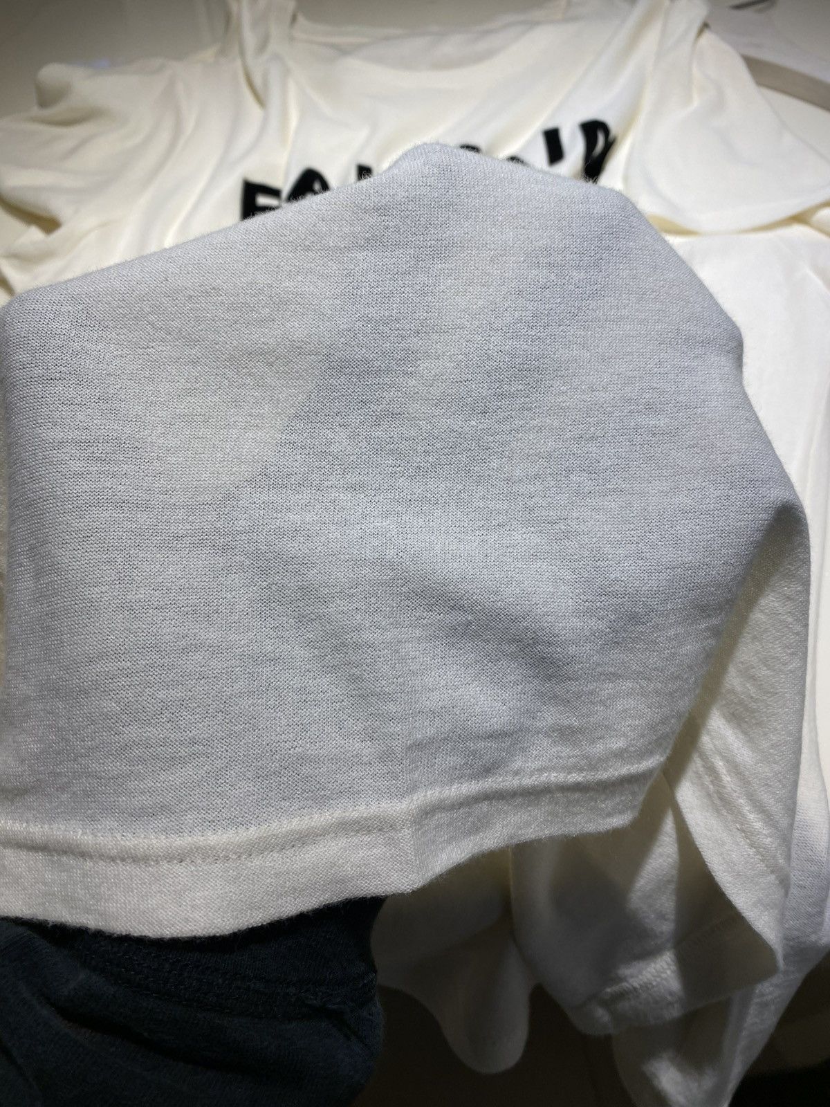 Balmain Balmain Cream White Velvet Logo Tee Size US XL / EU 56 / 4 - 6 Thumbnail