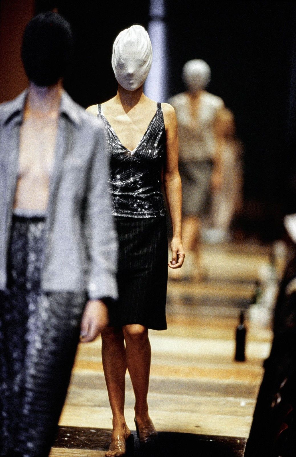 Maison Margiela Maison Martin Margiela SS96 "Sequins" Trompe-L'oeil Top Size S / US 4 / IT 40 - 13 Thumbnail