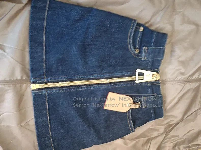 Louis Vuitton Louis Vuitton denim Skirt Size 33" - 1 Thumbnail