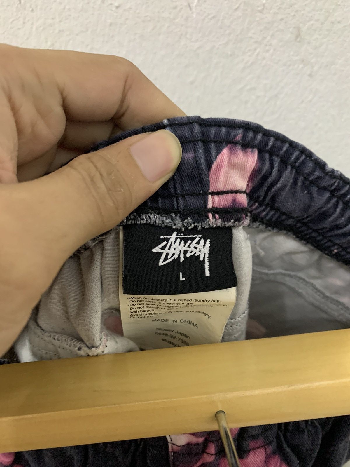 Stussy Stussy Beach Shorts Pants Panther Moon Flower Size US 35 - 9 Thumbnail
