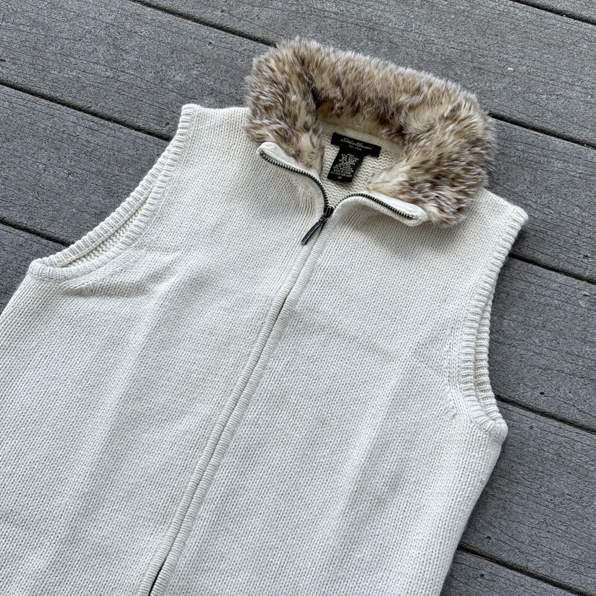 Eddie Bauer Eddie Bauer Knit Zip Vest Faux Fur Collar Womens M Cream Size M / US 6-8 / IT 42-44 - 1 Thumbnail