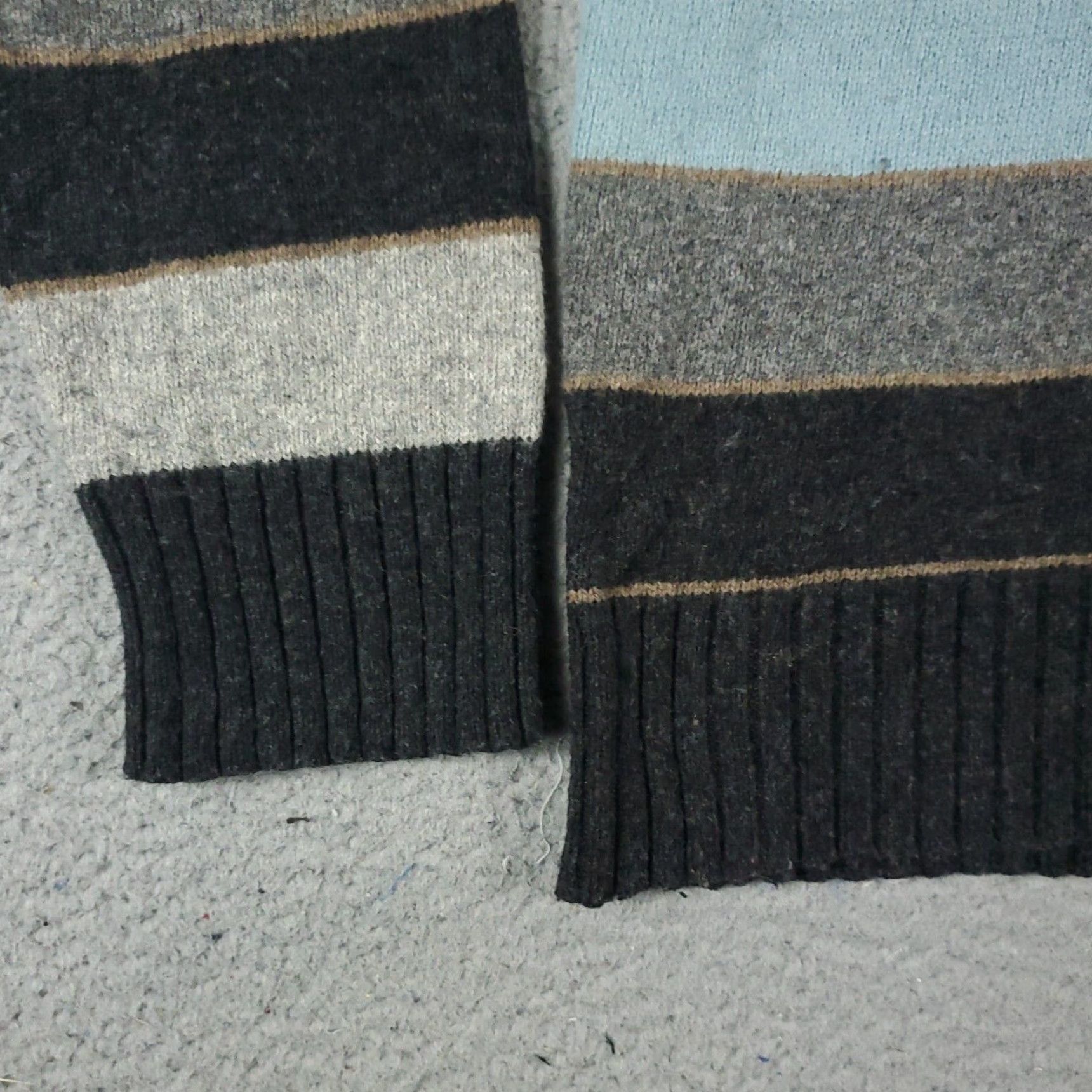 Banana Republic Banana Republic Mens Medium Gray Striped Pullover Sweater Size US M / EU 48-50 / 2 - 3 Thumbnail