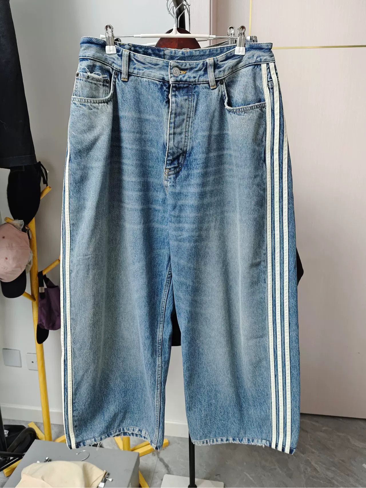 パンツ balenciaga / adidas baggy denim Balenciaga x adidas Large Denim Baggy Pants Blue - FW22 - US