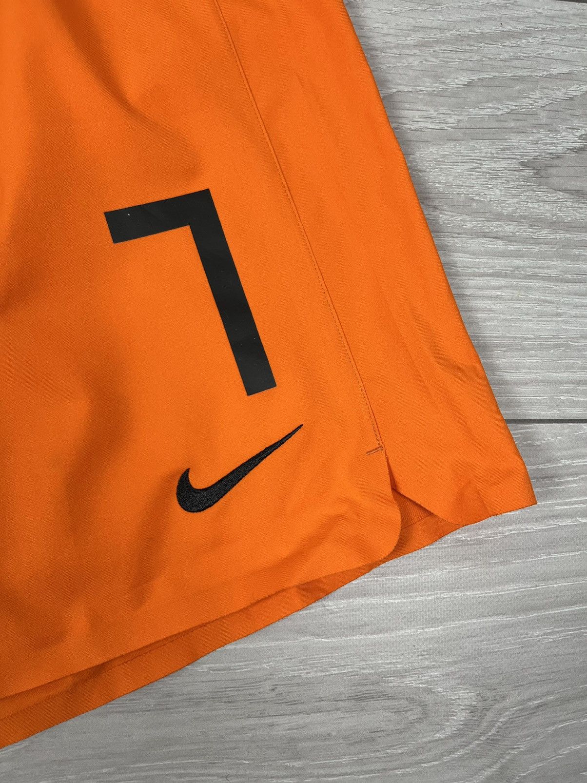Nike Nike Netherlands Vintage 00s #7 Soccer Player Issue Shorts Size US 36 / EU 52 - 4 Thumbnail