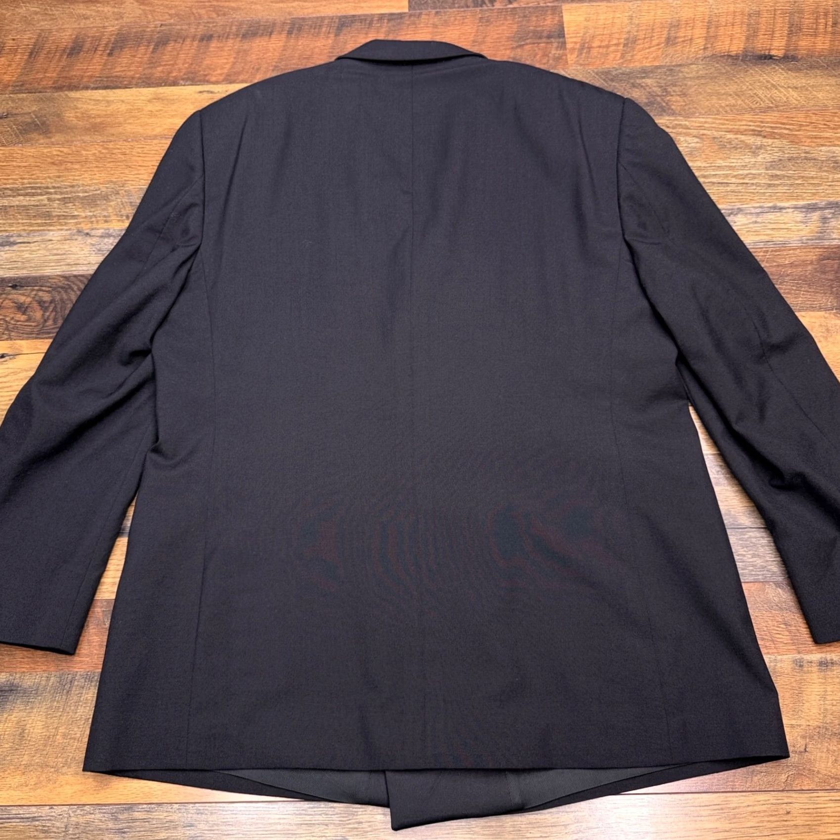 Jos. A. Bank Jos. A. Bank Tuxedo Suit 46R Black Double-Breasted Wool 2 Piece Formal Pants 40w Regular Inseam 32in Men 46 Chest Peak Lapel Classic Size 46R - 3 Thumbnail