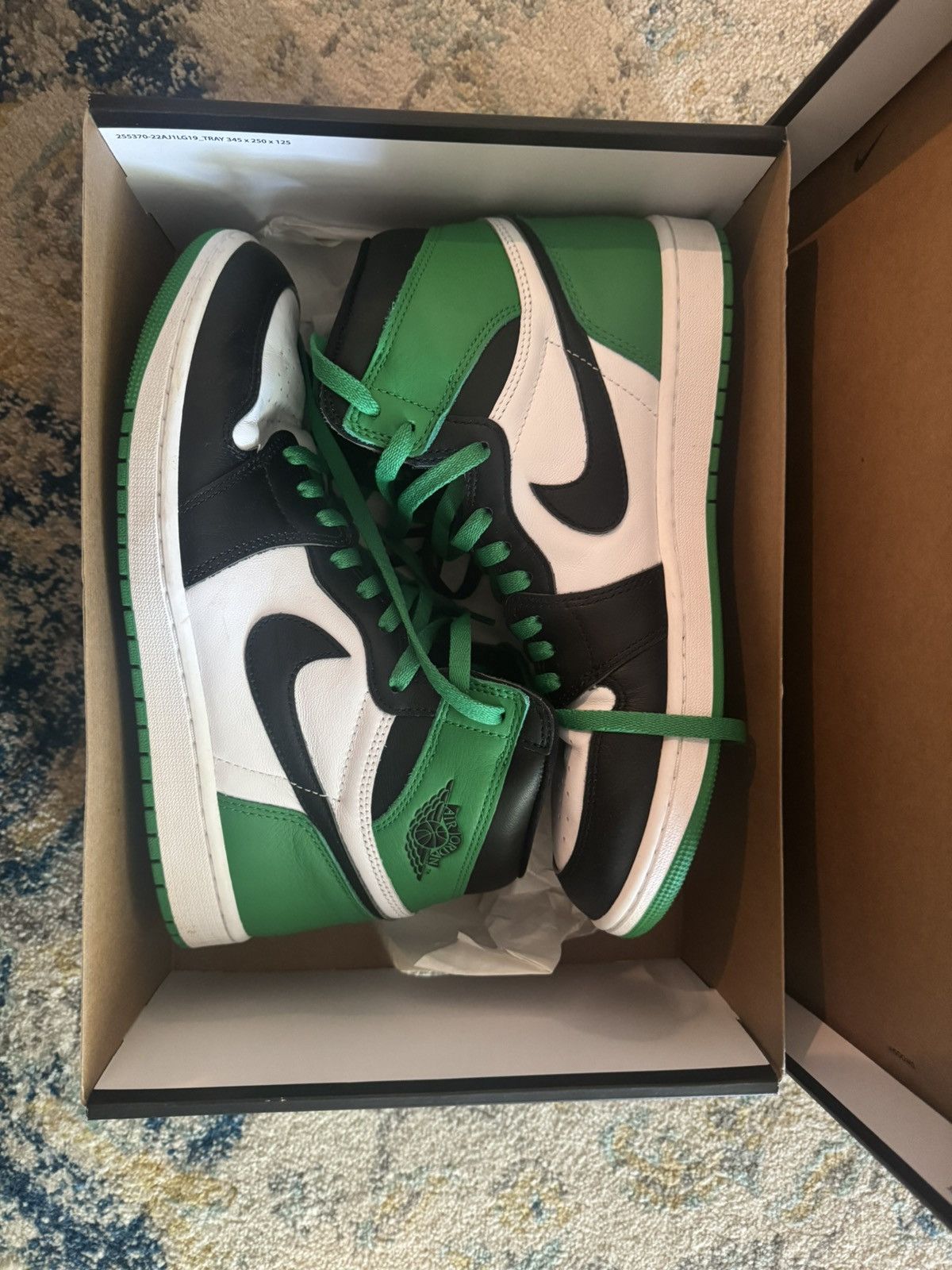 Nike Lucky Green Jordan 1 Size US 11 / EU 44 - 1 Thumbnail