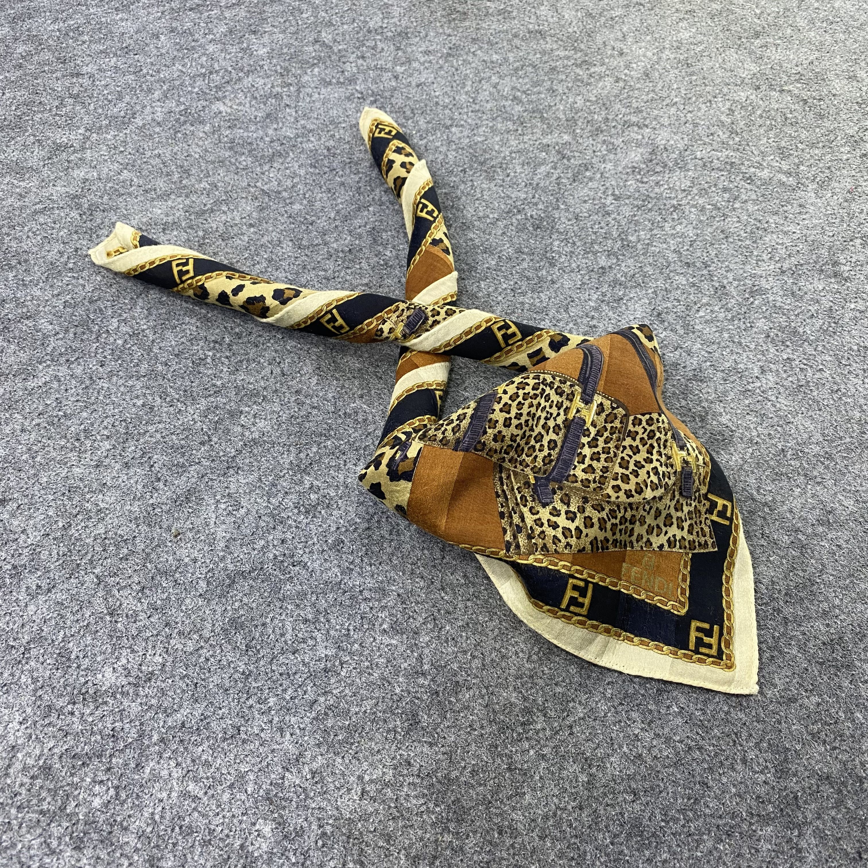 Fendi Fendi Handkerchief Neckerchief Bandana-B2065 Size ONE SIZE - 1 Thumbnail