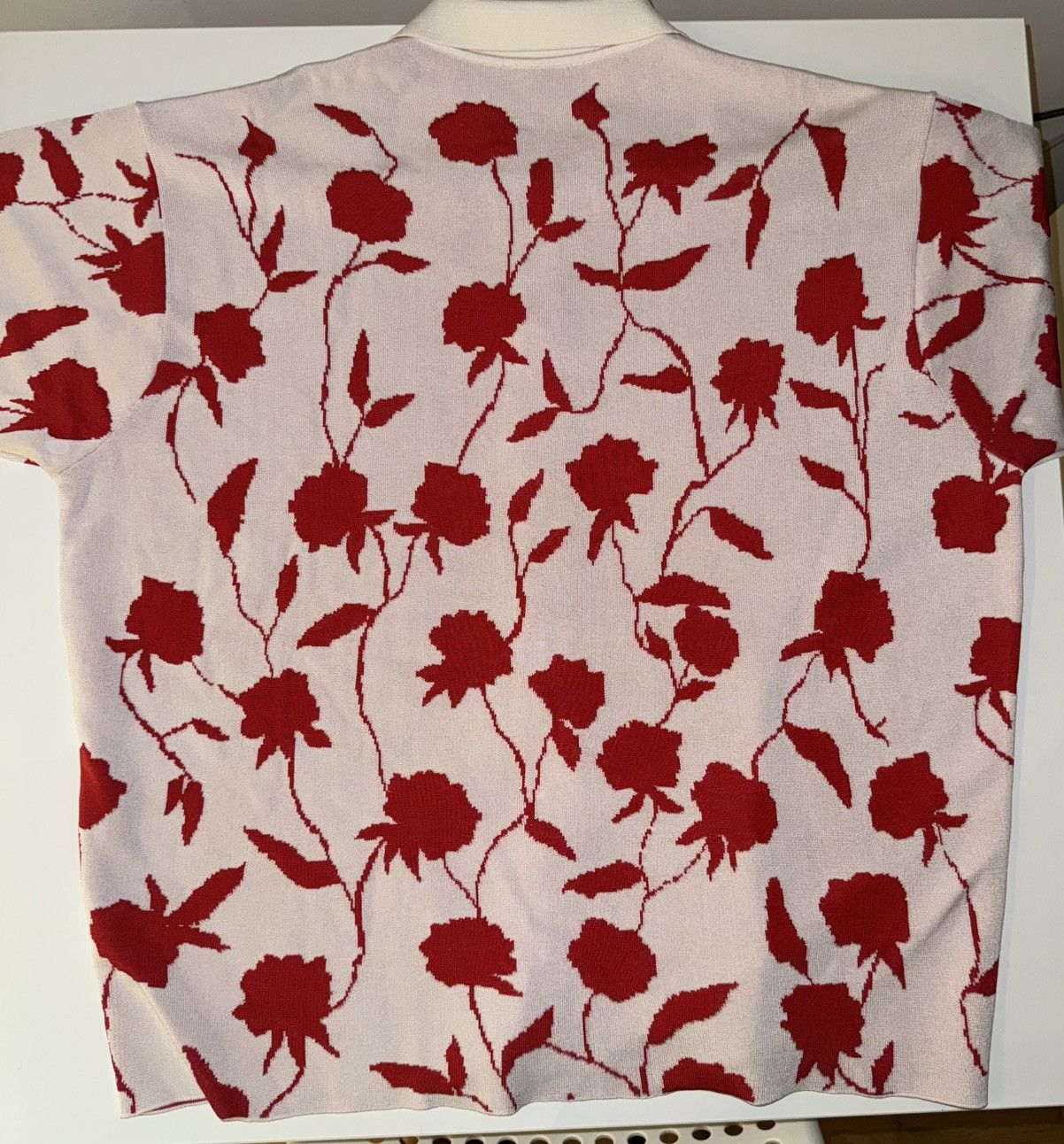 Jacquemus Jacquemus Men's Rose Knit Polo Shirt in White/Red Size US XL / EU 56 / 4 - 4 Thumbnail