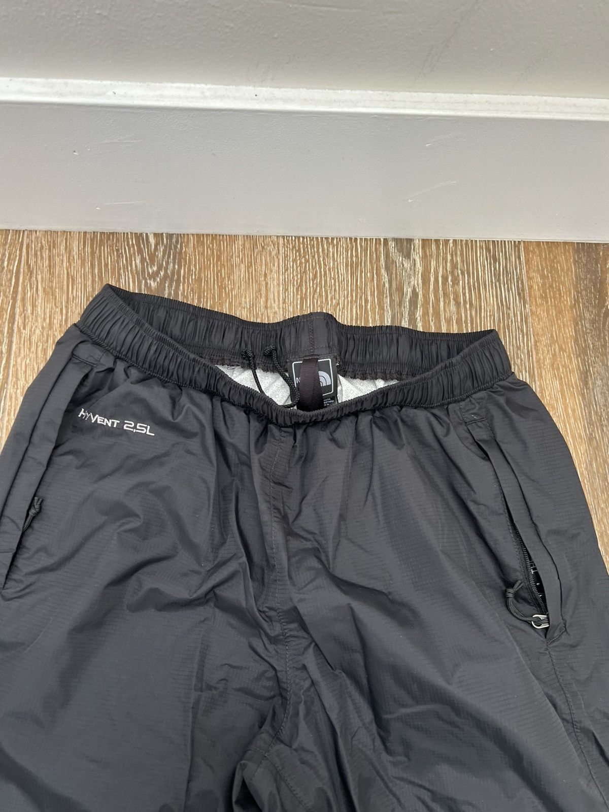 The North Face × Vintage Womens The north face hyvent 2.5L wind breaker pants Size 25" / US 0 / IT 36 - 4 Thumbnail
