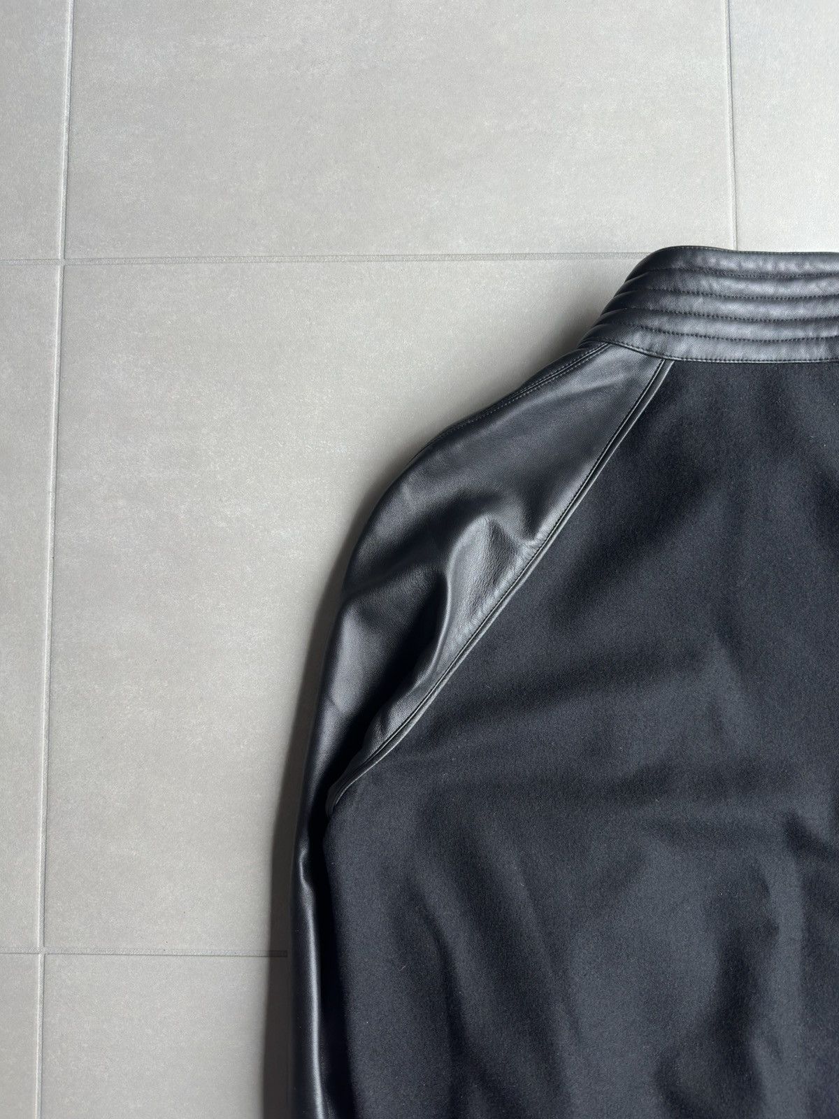 Dior × Hedi Slimane Dior Homme AW04 “VOTC” leather bomber jacket Size US M / EU 48-50 / 2 - 20 Thumbnail
