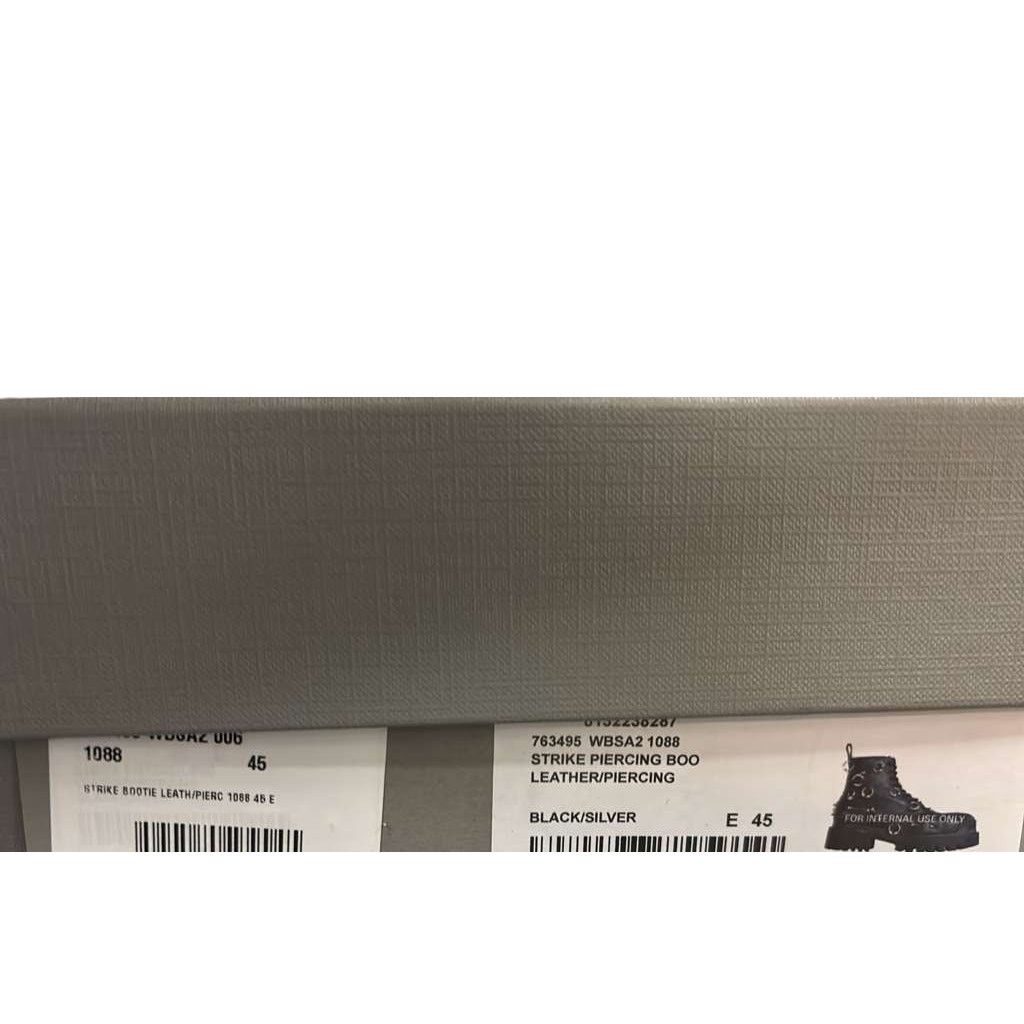 Balenciaga o1rshd1 Leather Strike Piercing Boots in Black/Silver Size US 12 / EU 45 - 21 Thumbnail