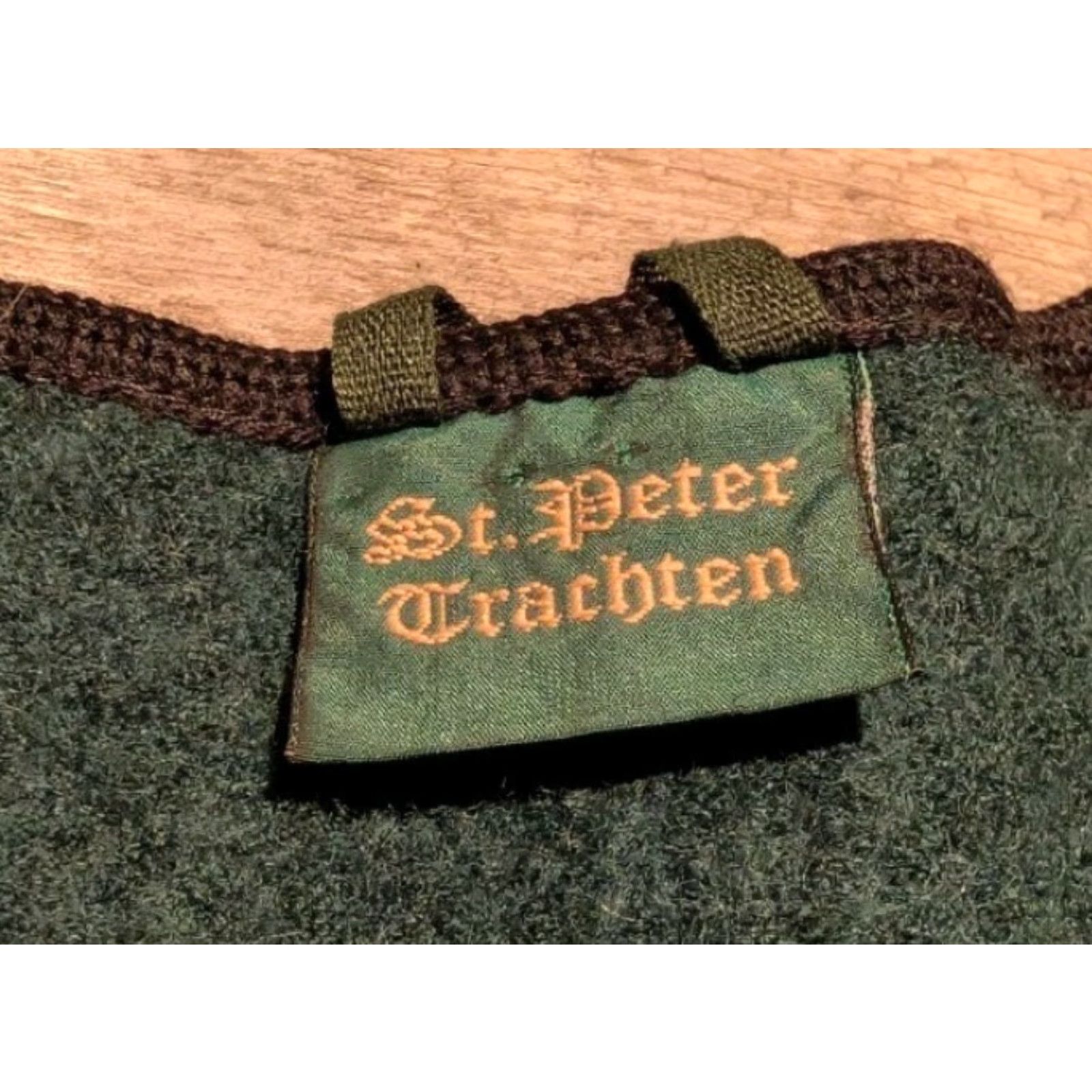 Vintage Vintage Yes St. Peter Trachten 100% Wool Jacket Green Flower Buttons Size 40 Women's EUC Size S / US 4 / IT 40 - 7 Thumbnail