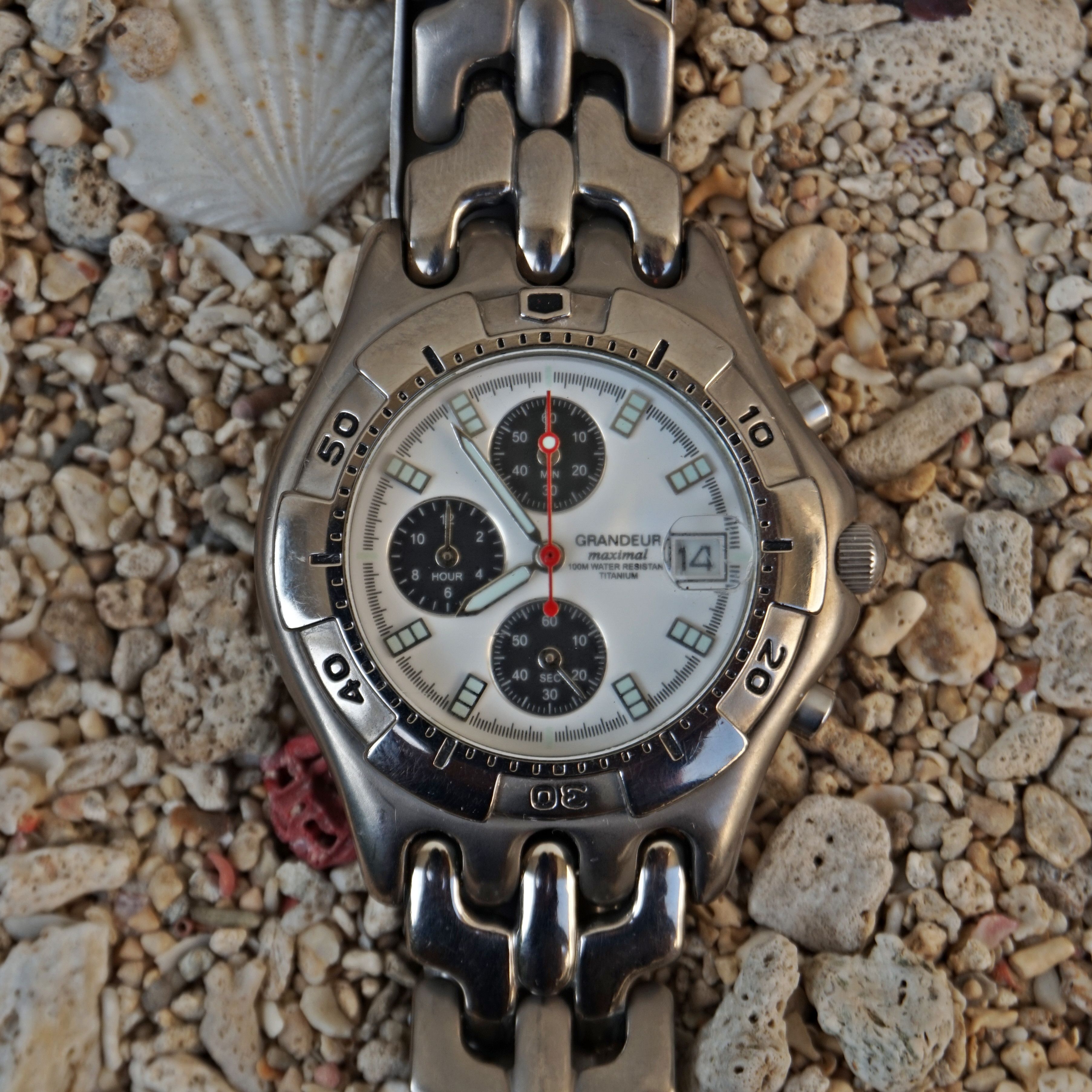 Other 90s Grandeur Panda Chronograph watch fishbone bracelet Size ONE SIZE - 2 Thumbnail