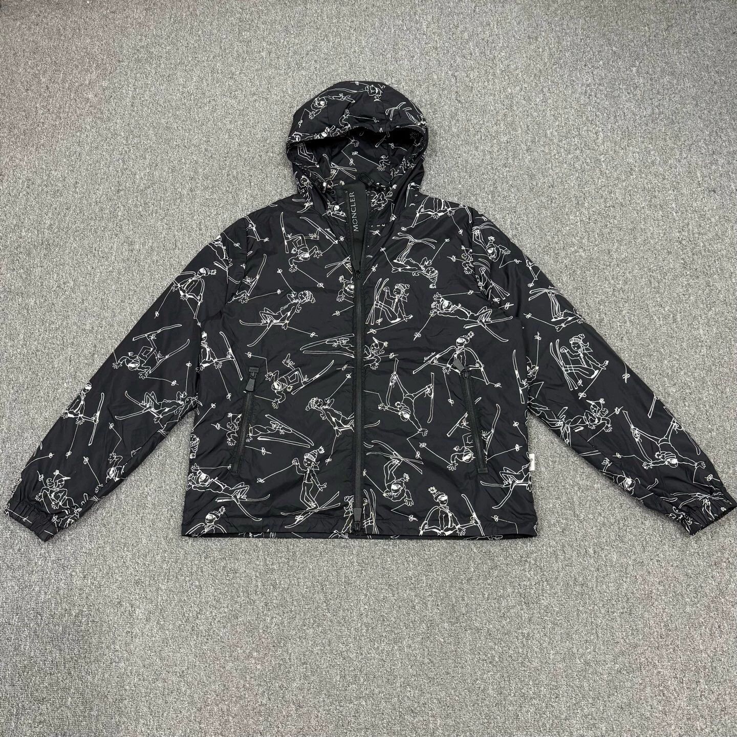 Moncler Moncler skier print black lightweight down jacket size 4 Size US XL / EU 56 / 4 - 1 Thumbnail