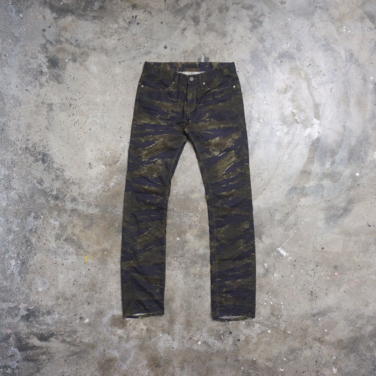 GOSTAR DE FUGA × If Six Was Nine × Le Grande Bleu (L.G.B.) Gostar de FUGA camouflage pant Size US 30 / EU 46 - 1 Thumbnail