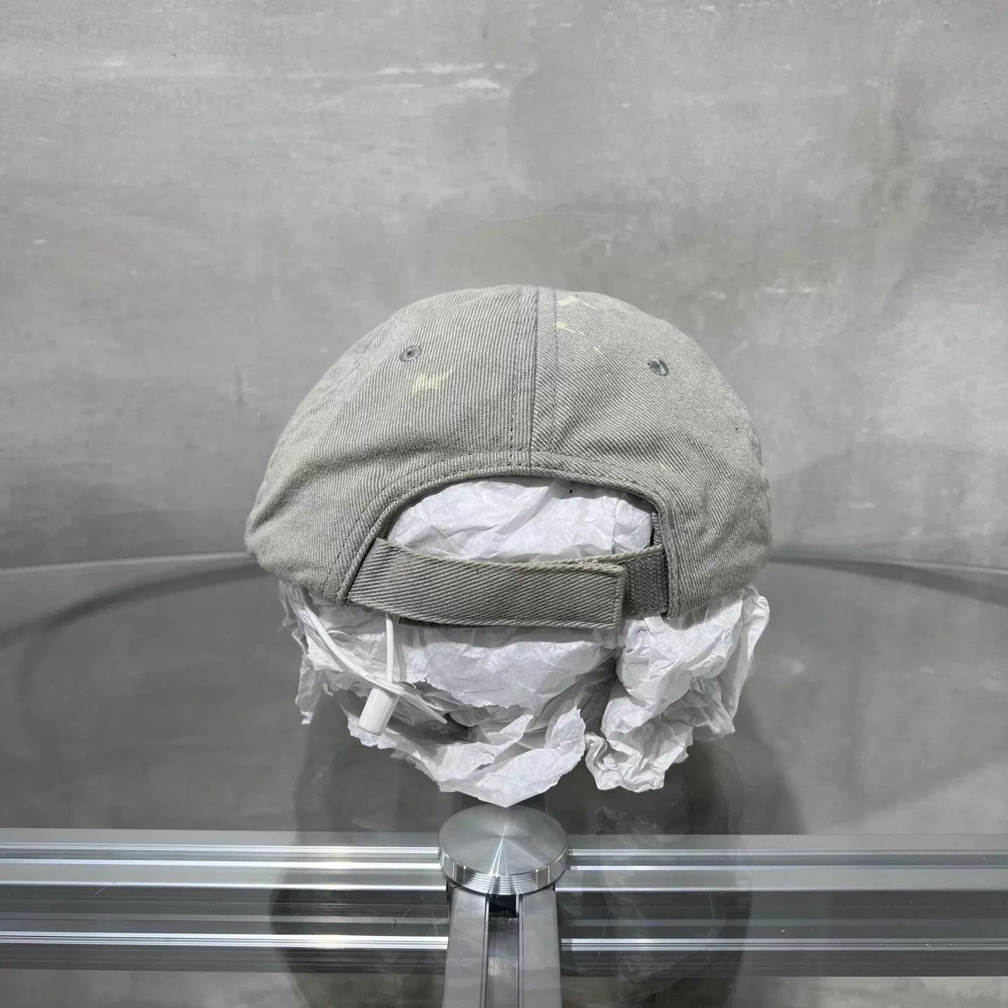 Balenciaga Balenciaga Distressed Embroidered Baseball Cap L 58cm Size ONE SIZE - 4 Thumbnail