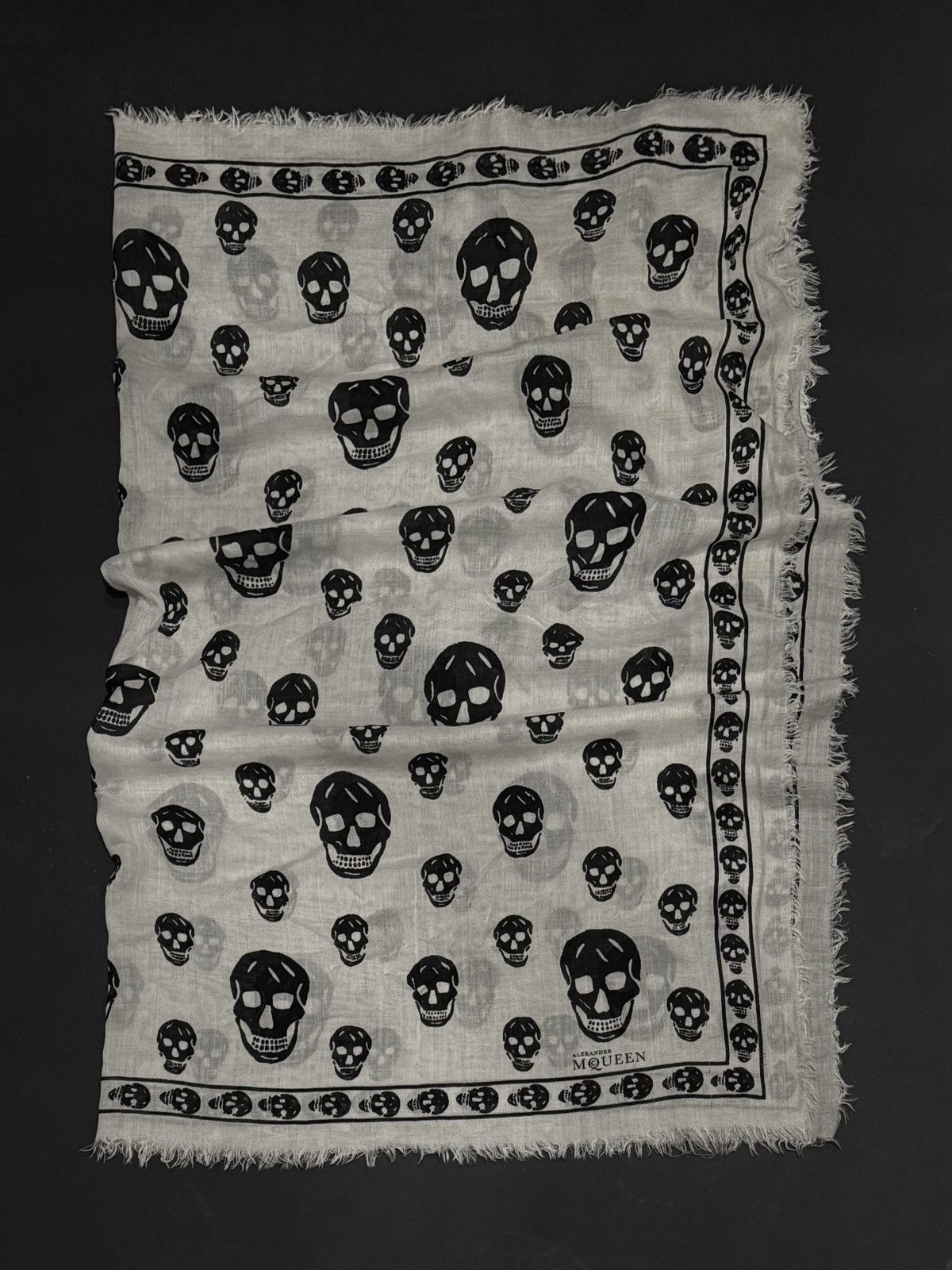 Alexander McQueen Alexander McQueen Skull Angel Scarf Size ONE SIZE - 8 Thumbnail