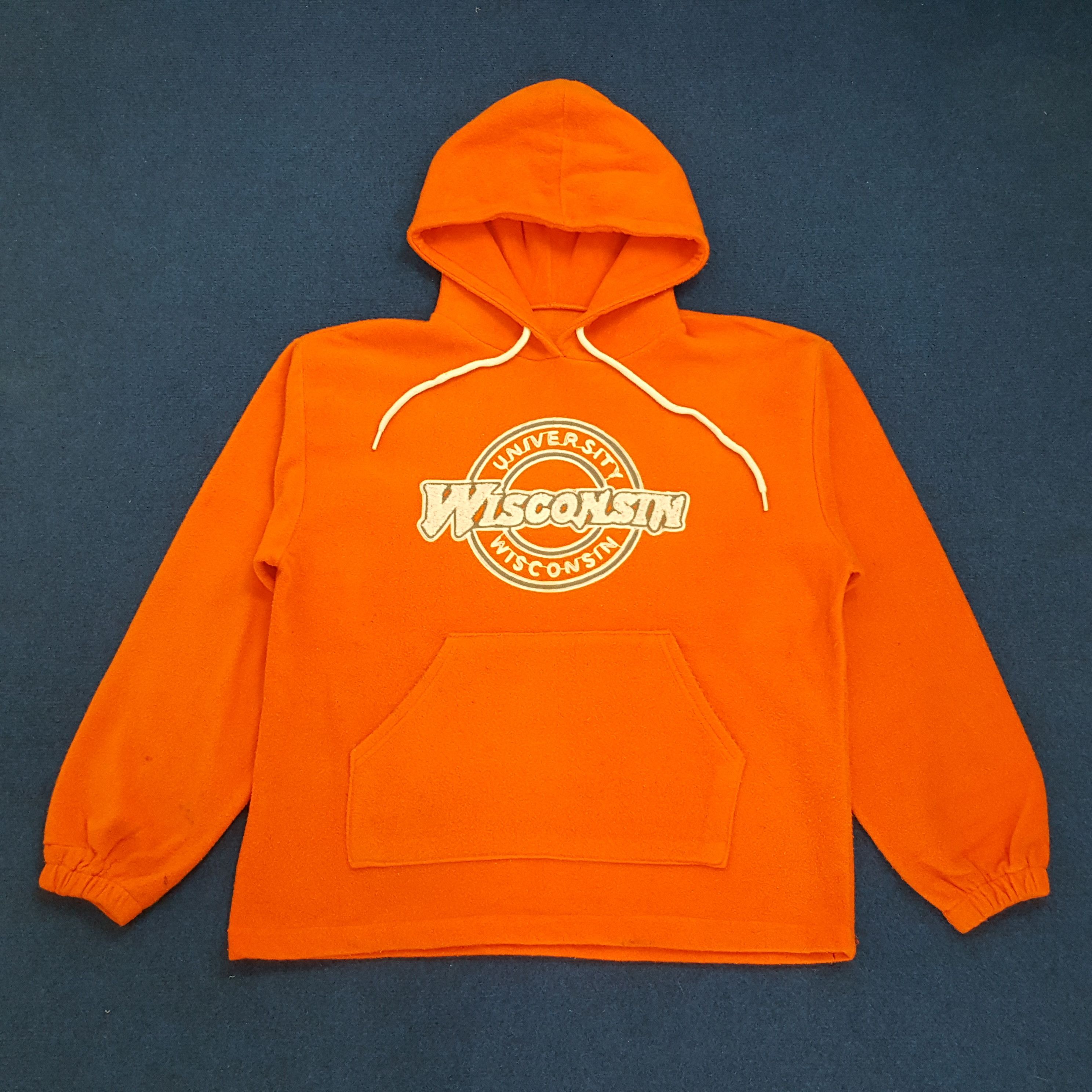 Vintage Vintage University Wisconsin American College Hoodie Size US L / EU 52-54 / 3 - 1 Thumbnail