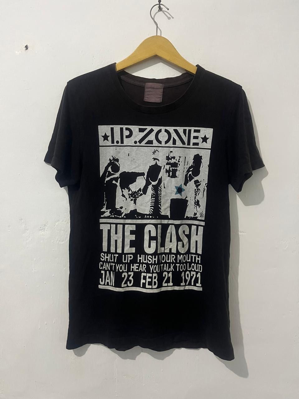 Band Tees The Clash I.P ZONE vintage y2k Size US M / EU 48-50 / 2 - 1 Thumbnail