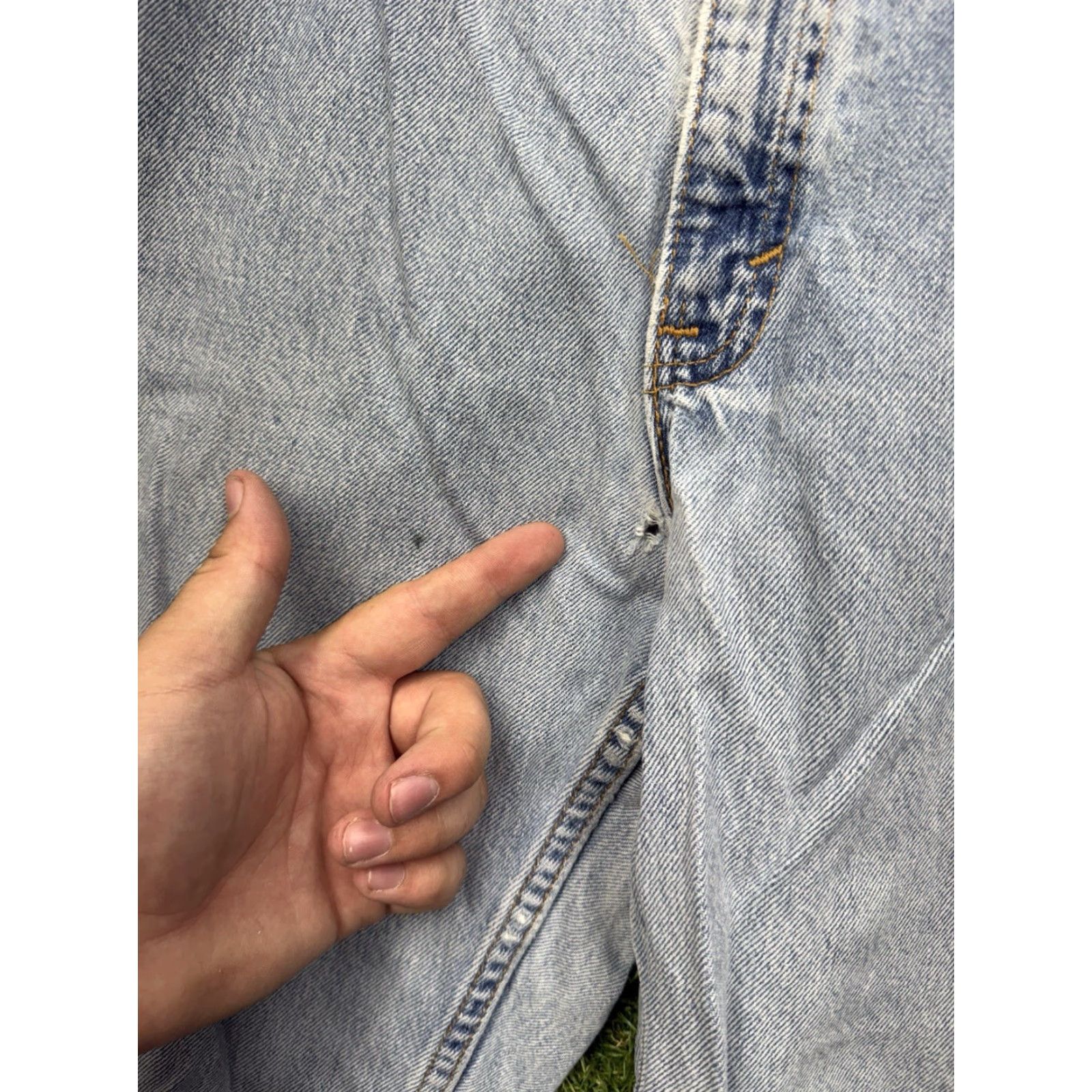 Levi's VINTAGE Levi's 560 Jeans 36x30 Tapered Blue USA Made 90s Mens Size US 36 / EU 52 - 3 Thumbnail