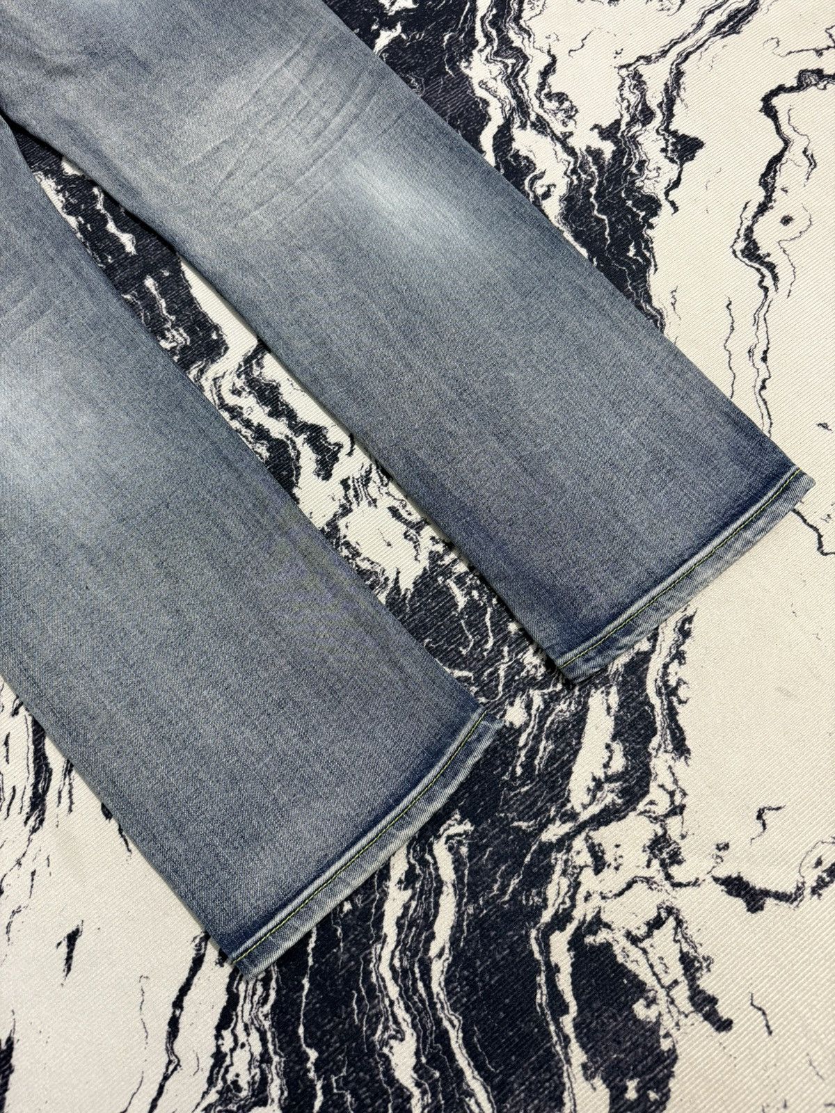 Dolce & Gabbana Vintage Dolce & Gabbana acid wash jeans loose fit Size US 32 / EU 48 - 4 Thumbnail