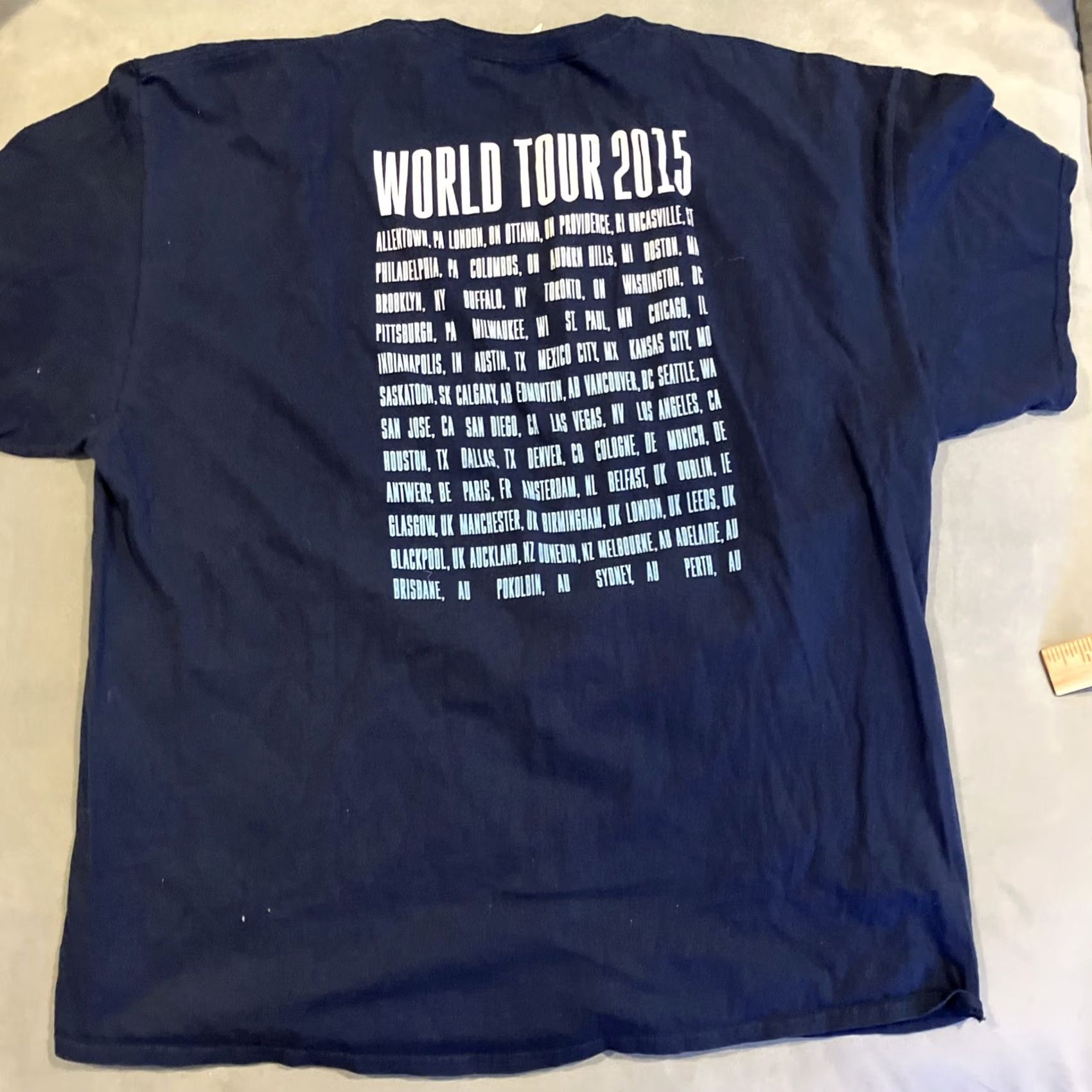 Gildan Awesome - Neil Diamond - 2015 World Tour - Double Sided Shirt - Mens XXL Size US XXL / EU 58 / 5 - 4 Thumbnail