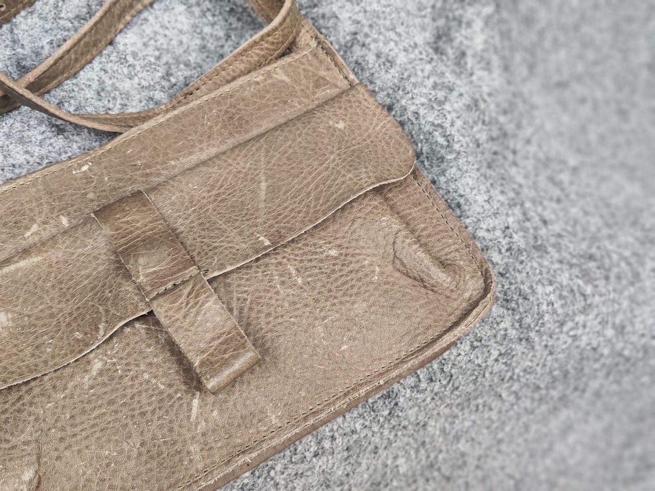 Designer × Leather Keecie Design Leather small shoulder bags Goose bumps Size ONE SIZE - 5 Thumbnail