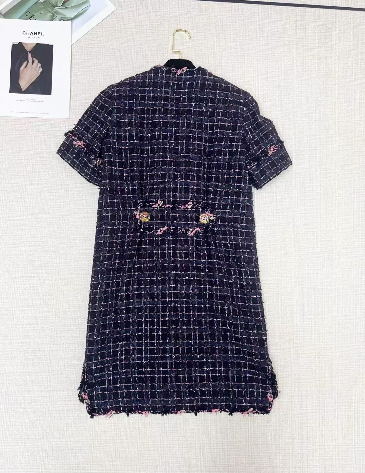 Chanel CHANEL Plaid Runway Dress Coat 34FR Size XS / US 0-2 / IT 36-38 - 3 Thumbnail