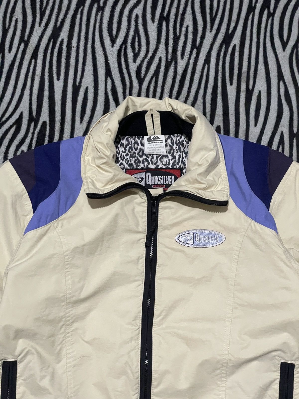 Quiksilver × Vintage Vintage Quiksilver Mens Snow Beige Jacket Grey Q-Tron Plush Size US XL / EU 56 / 4 - 3 Thumbnail