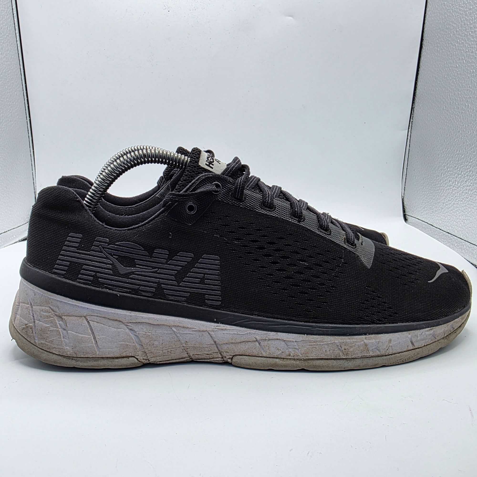 Hoka Hoka One One Cavu Womens Size 10 Black Athletic Shoes Runnin Size US 10 / IT 40 - 12 Thumbnail