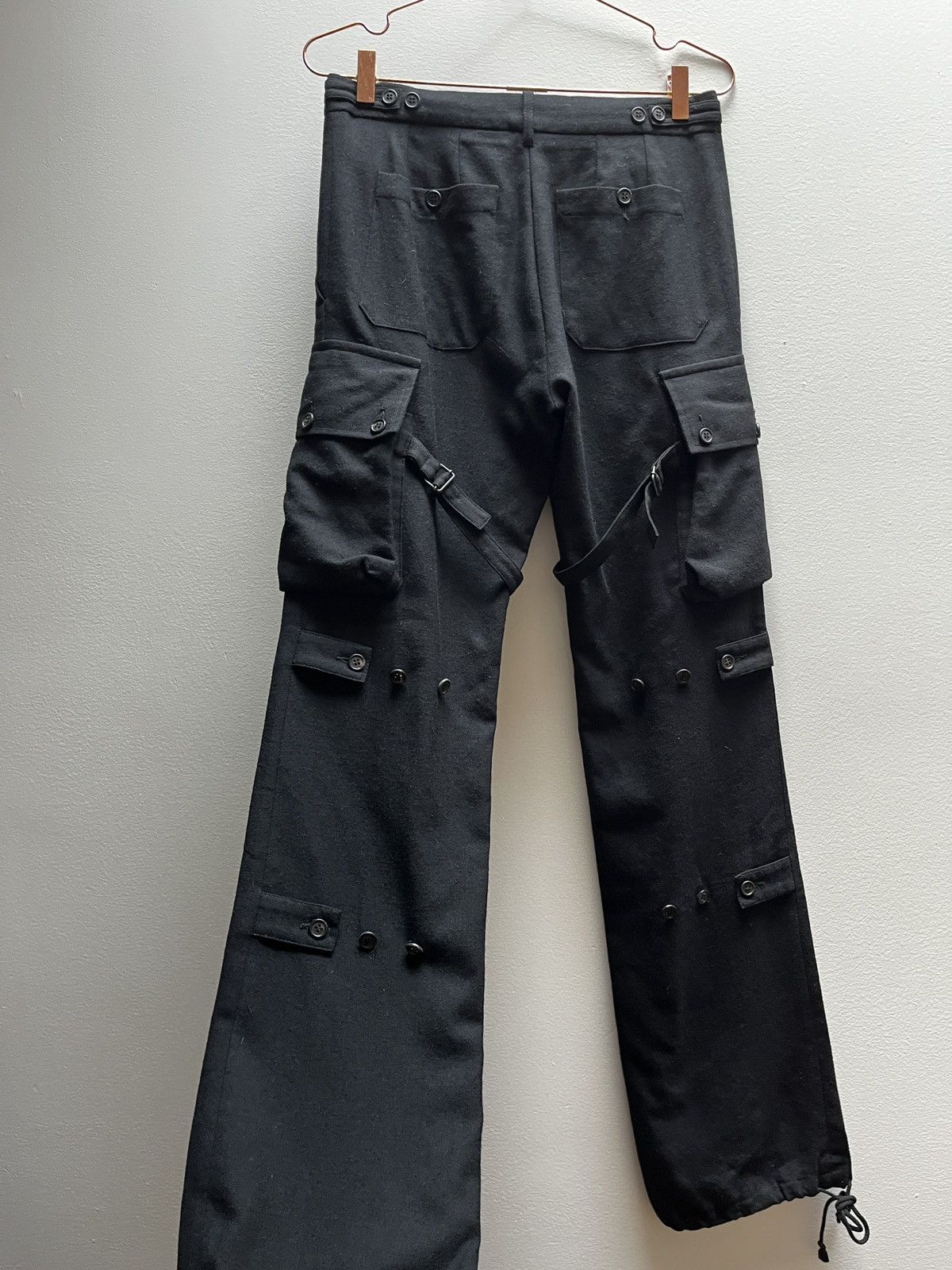 Ann Demeulemeester Ann Demeulemeester FW02 Bondage Cargo Wool Pants Size US 30 / EU 46 - 12 Thumbnail