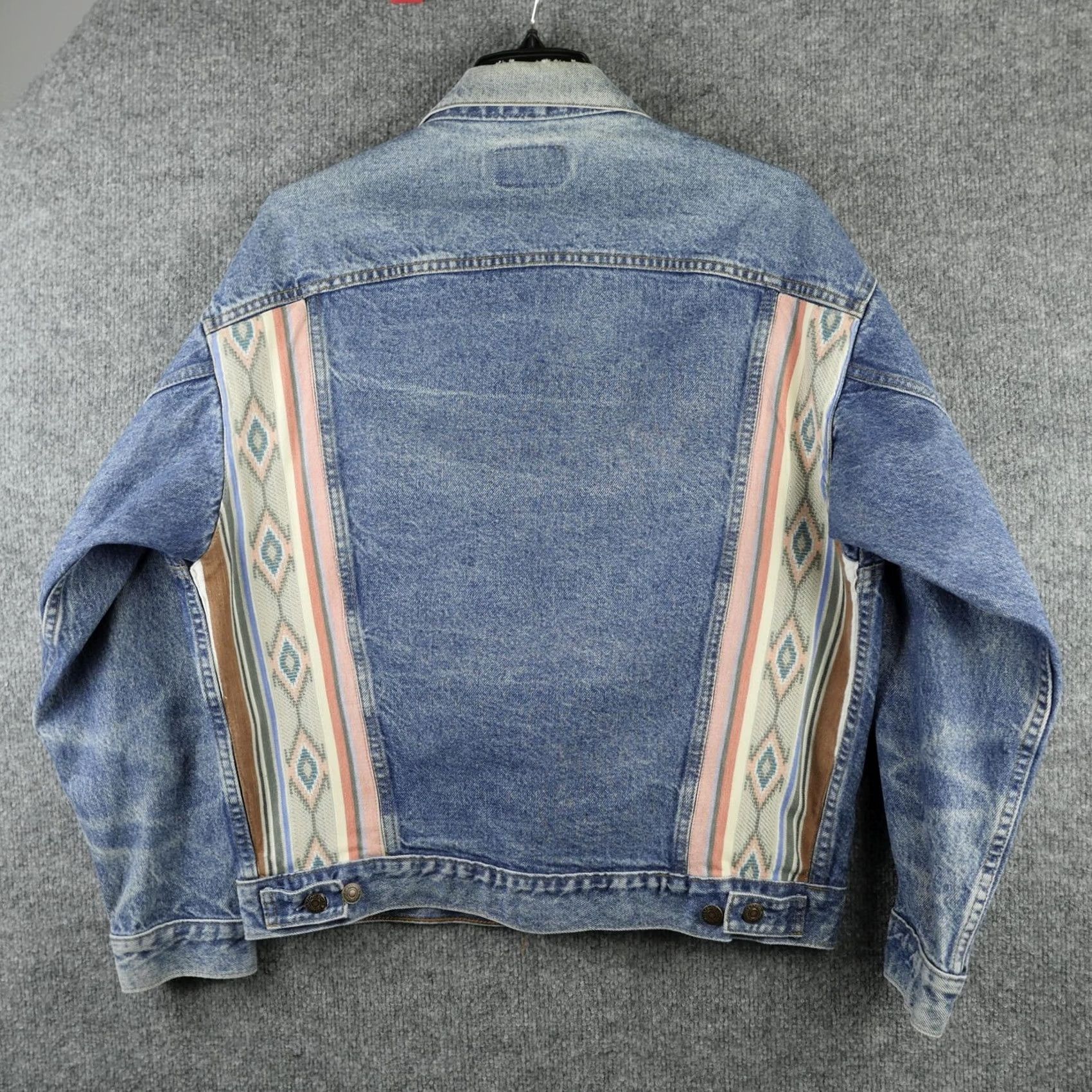 Levi's VINTAGE Levi's Jacket Mens M Blue Denim Southwestern Aztec Bomber Trucker 90 Size US M / EU 48-50 / 2 - 5 Thumbnail