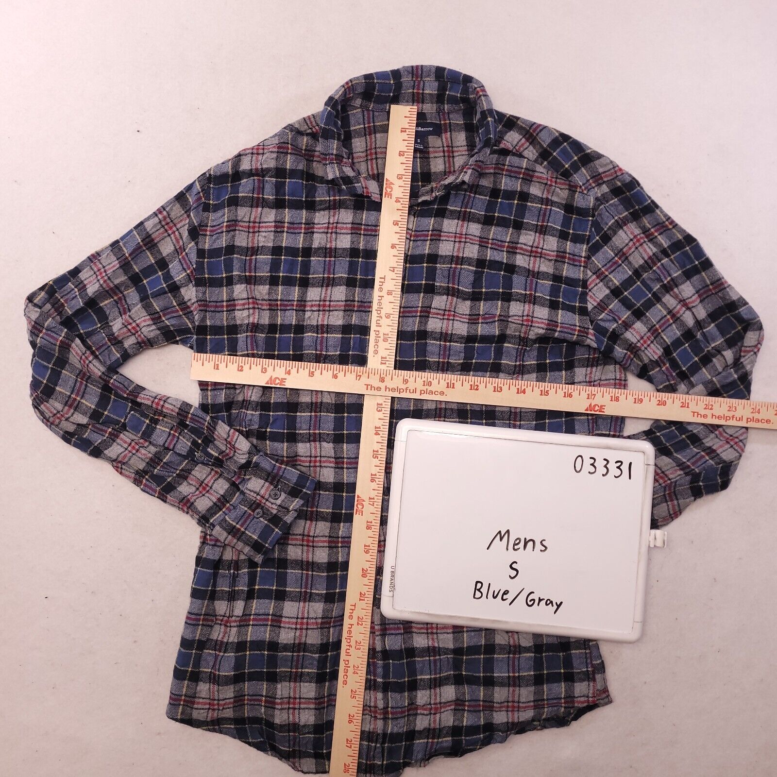 Croft & Barrow Croft & Barrow Tartan Flannel Shirt Mens Size S Blue Gray Size US S / EU 44-46 / 1 - 7 Thumbnail