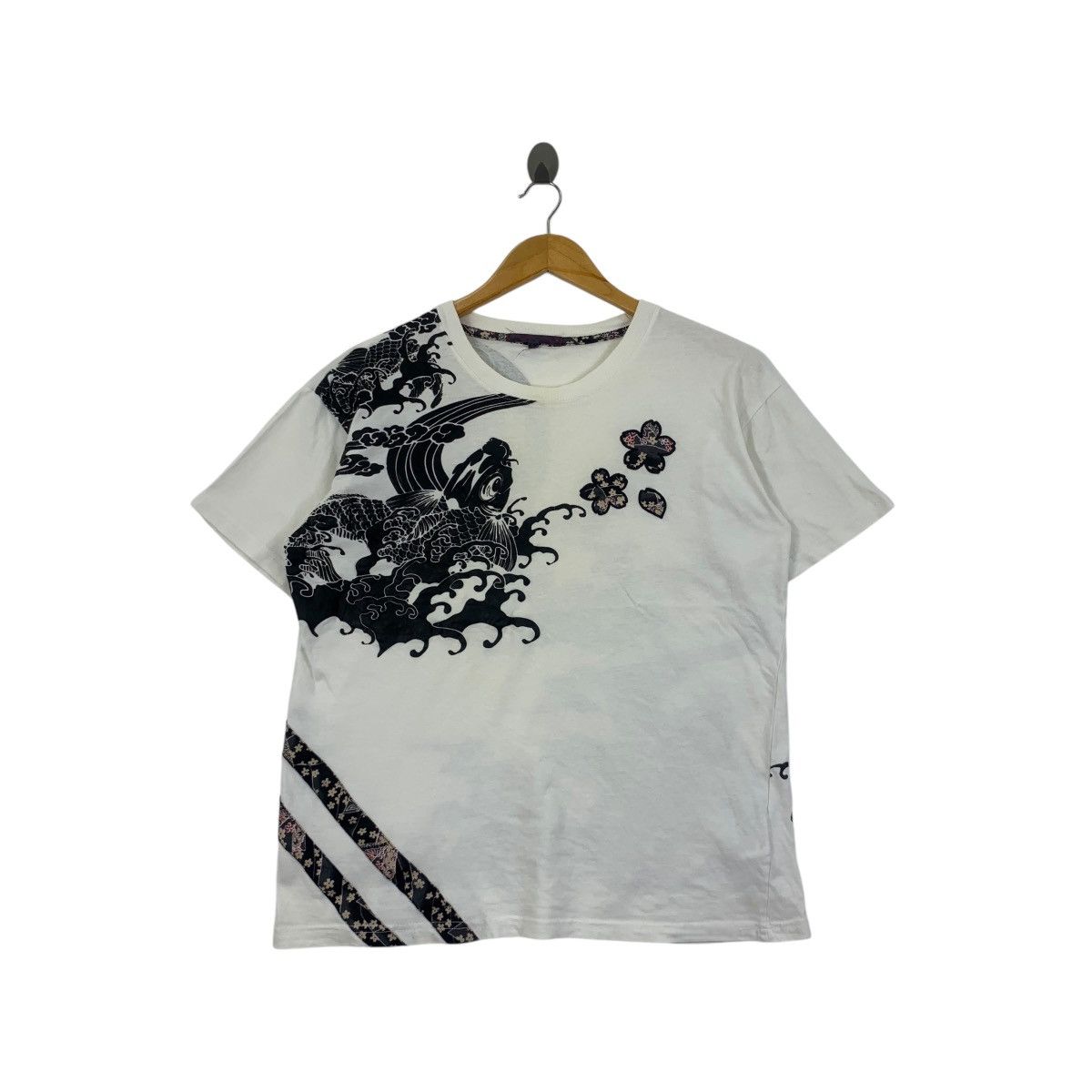 Vintage JAPAN TRADITIONAL KOI Fish Karakuri Onsen AOP Tee Shirt Size L / US 10 / IT 46 - 1 Thumbnail